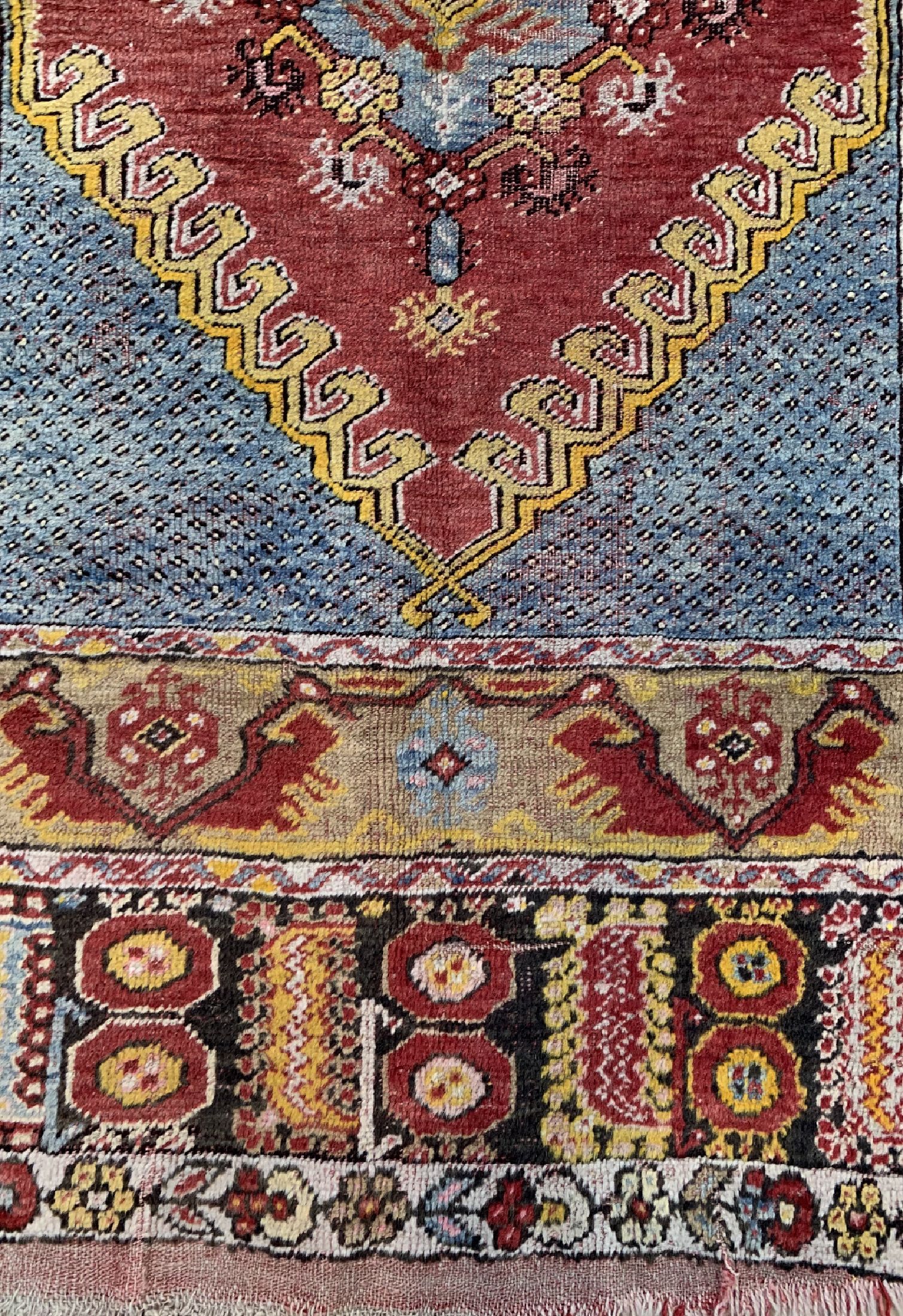 Detail b: Antiker Melas, Türkei, um 1900, Wolle auf Wolle, ca. 163 x 103 cm, EHZ: 3