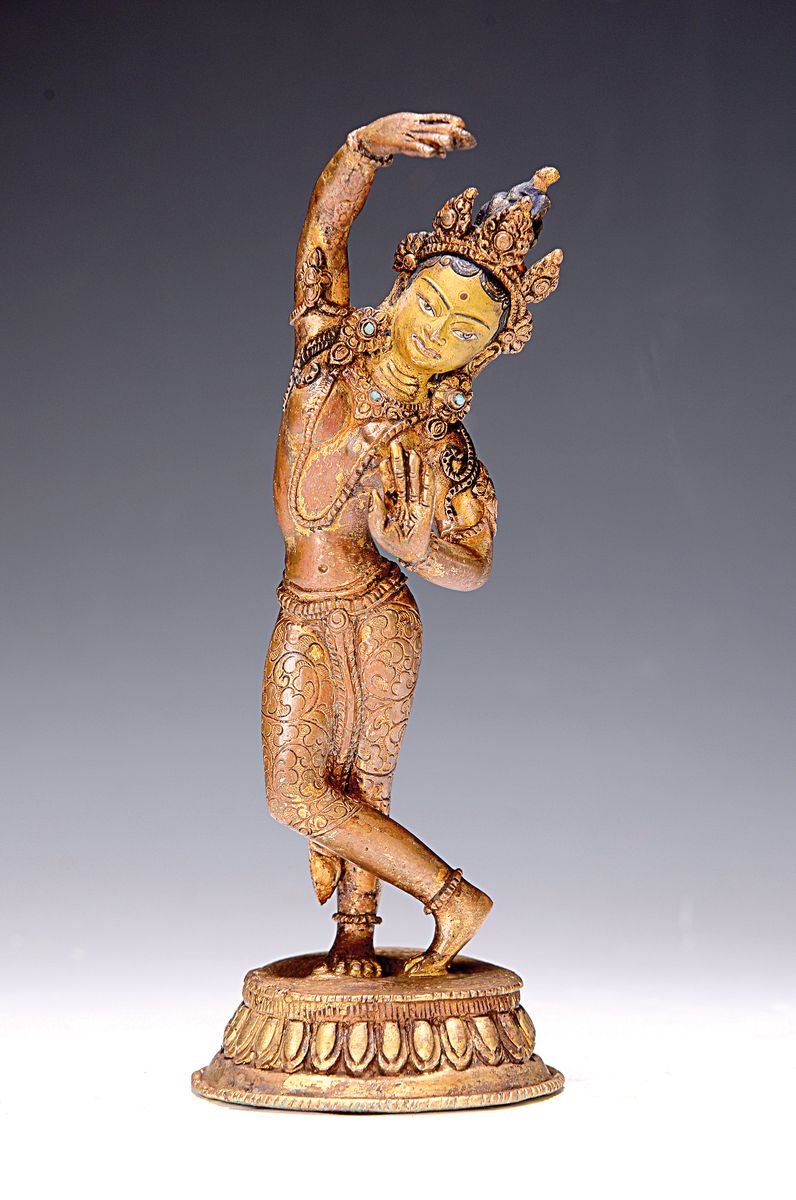 Bronzeskulptur, Indien, 20. Jh., tanzende Tara, mit Türkisen besetzt, H.ca. 20 cm