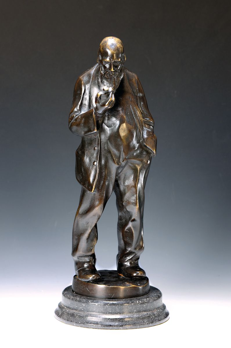 Große Bronzeskulptur von Kalman Beszedes, 1832 Dunaföldvar Ungarn-1893 Konstantinopel, alter, bärtiger Mann, einen Flachmann betrachtend, sign., ...
