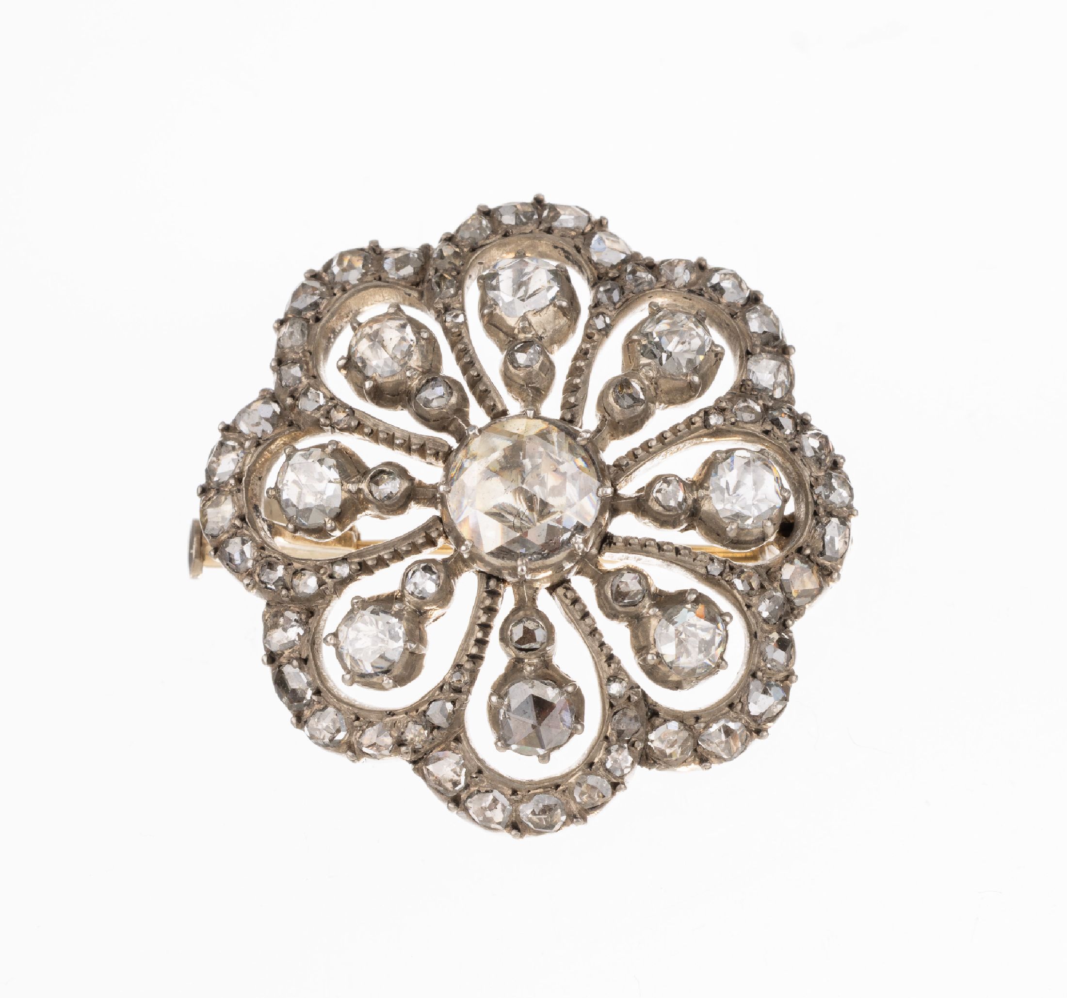 14 kt Gold Diamant Brosche, wohl Niederlande um 1830/40, Meistermarke JRB ?, Schauseite in Silber gearbeitet, 9 Diamant-Rosen zus. ca. 1.40 ct ...
