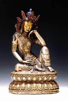 Image 26712036 - Large seated Tara, Tibet, 19th century, silver-plated bronze, based on a Ming model. painted, on a double lotus base, fine casting, expressive, approx. 4590 g, 38 x 23.5 x 17.5 cm, from a German private collection
