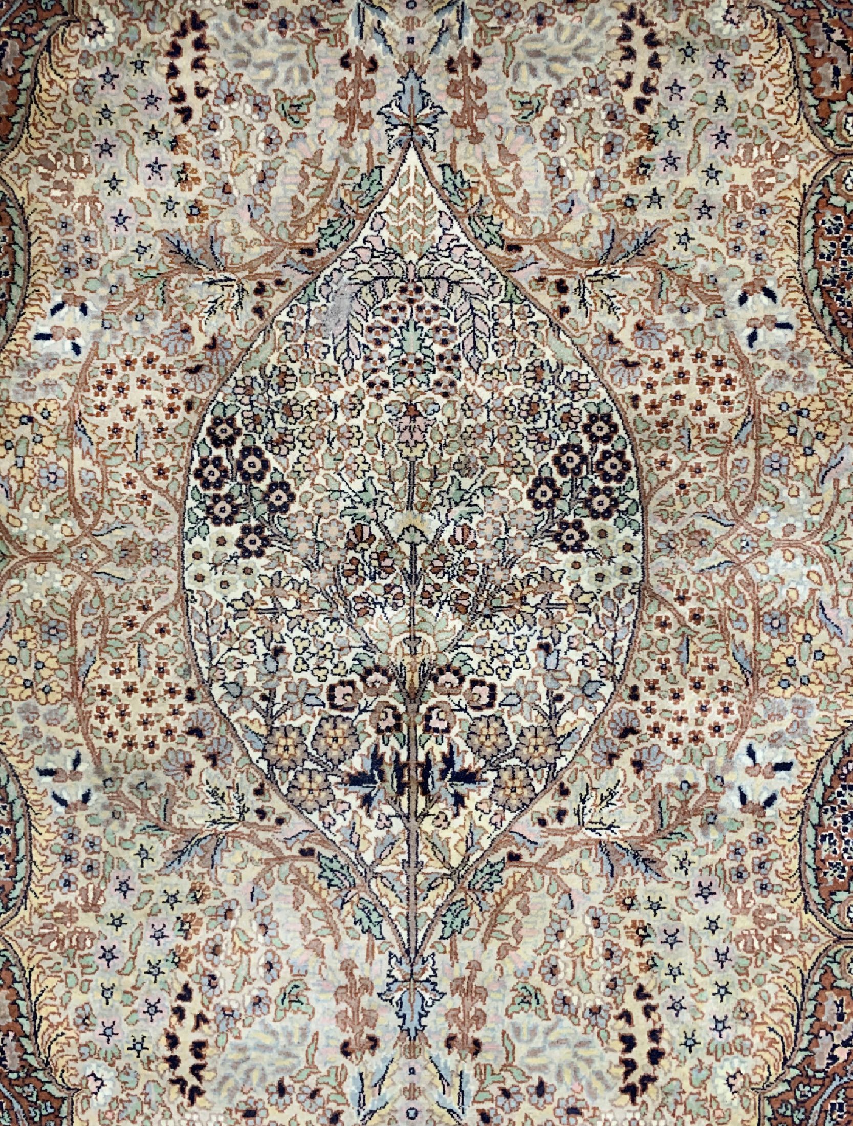 Detail b: 4 Lots Lahor fein, Pakistan, ca. 40 Jahre, Korkwolle auf Baumwolle, ca. 225 x 140 cm, EHZ: 2-3