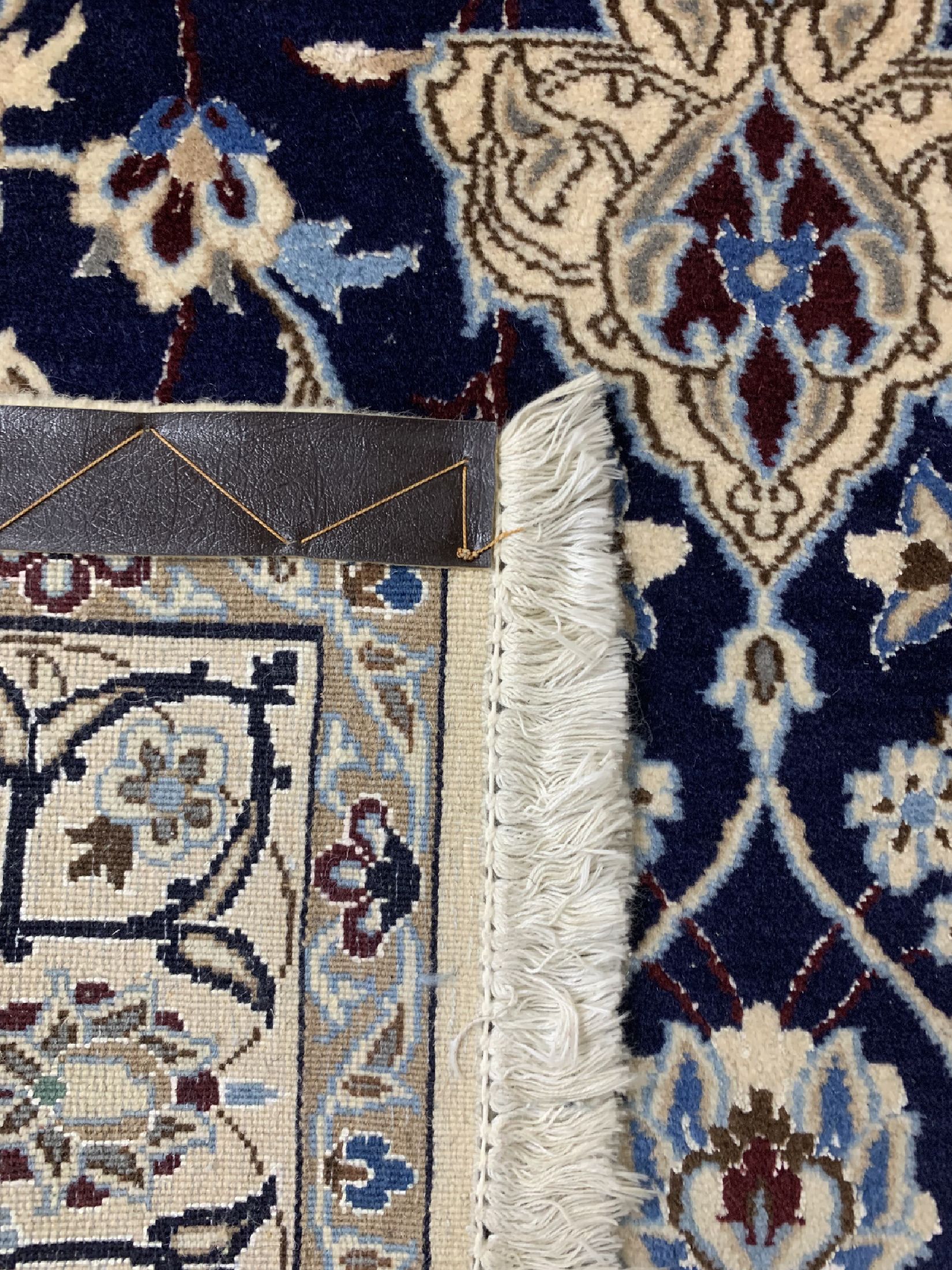 Detail e: Nain fein(9 La), Persien, ca. 40 Jahre, Korkwolle mit Seide, ca. 197 x 128 cm, EHZ: 2