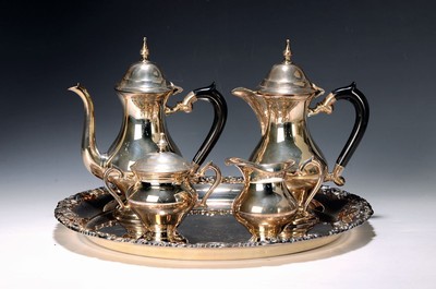 Image 26713171 - Silver-plated centerpiece, England, 20th century, E.P.N.S. (Electro Plated Nickel Silver), round tray, 2 coffee pots, cream jug and sugar bowl, signs of wear