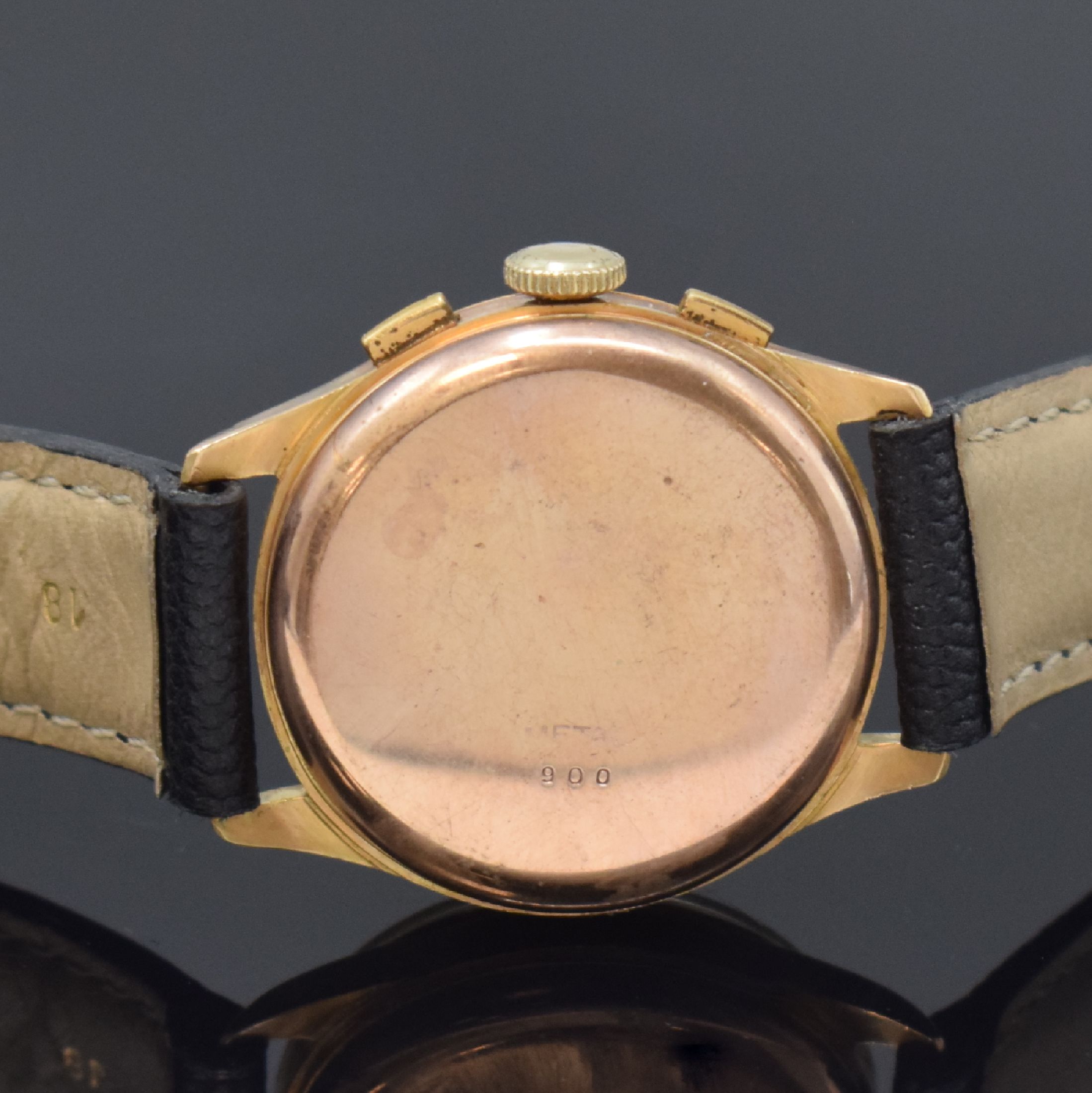 Detail e: ORFINA Armbandchronograph in RoseG 750/000, Schweiz um 1950, Glasrand, Boden u. verg. Cuvette aufgedr., silb. Zifferbl. fl., gold. Ind. u. arab. ...