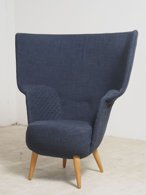 Image 26713869 - Design high-back armchair, dark blue fabric covers, flared, tapered legs, solid beech, lumbar area stitched on both sides, freestanding, approx. 130x60x115 cm