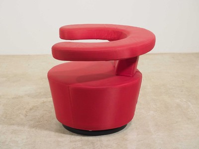 26713929a - Sessel Brühl, Model: Big Arm, designed as a swivel chair, red silk-like fabric covers, on blackened base, signs of age and use, approx. 74x68x88 cm