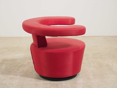 26713929c - Sessel Brühl, Model: Big Arm, designed as a swivel chair, red silk-like fabric covers, on blackened base, signs of age and use, approx. 74x68x88 cm