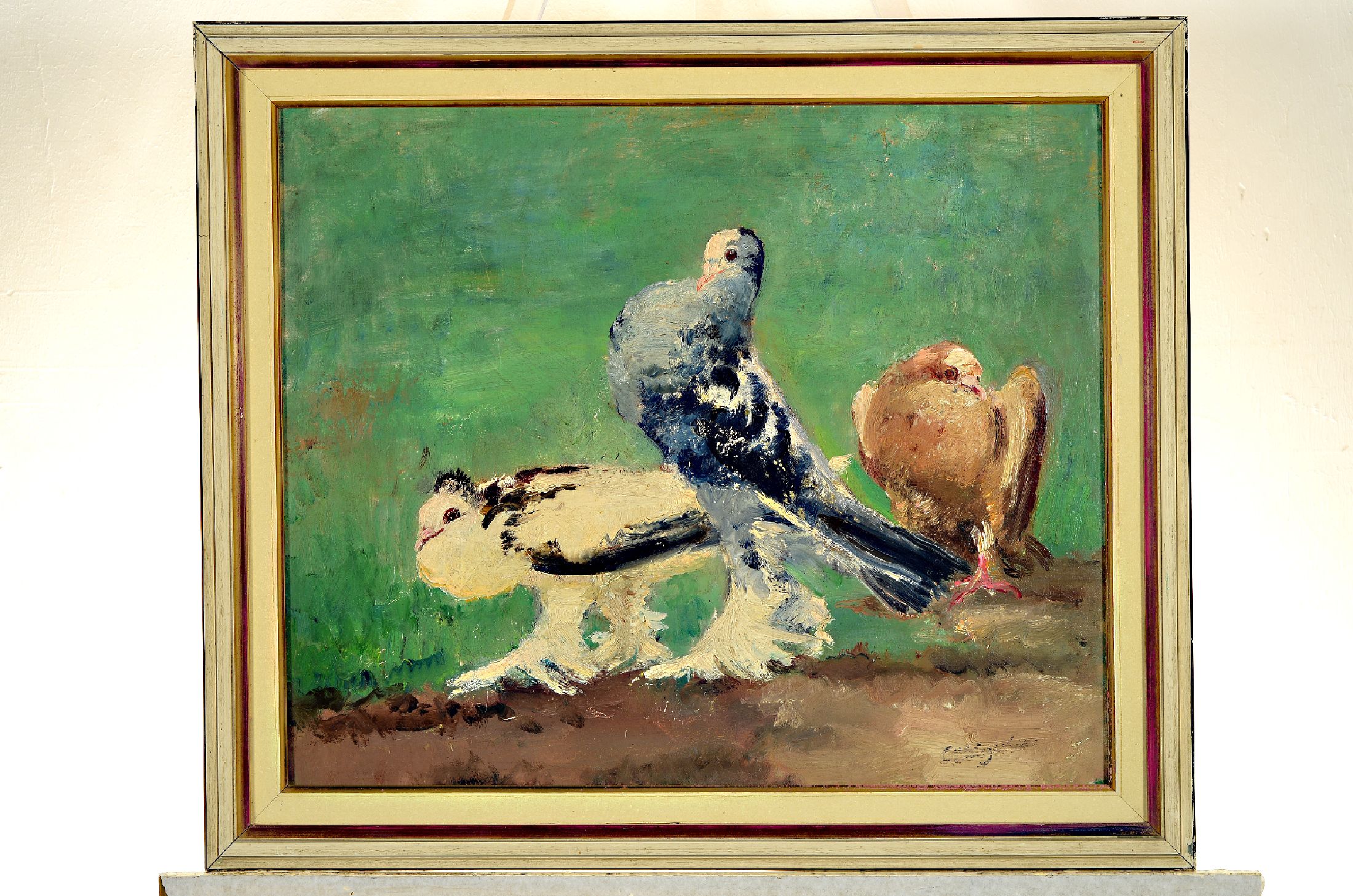 Detail a: Carl Weisgerber, 1891 Ahrweiler-1968 Düsseldorf, 2 Arbeiten in Öl/Lwd, 1) drei Tauben, re. u. sign., ca. 50x60cm, R. ca. 60x 70cm, 2) Gänsefamilie ...