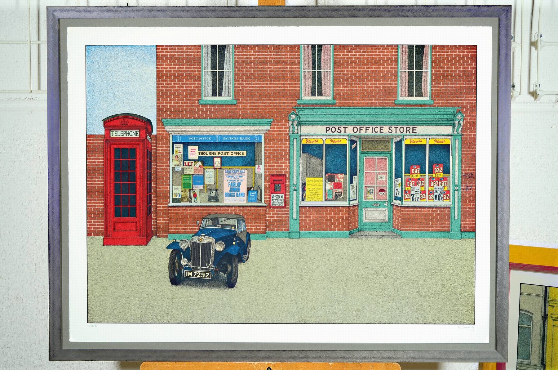 Detail l: Klaus Moritz zwei Farbsiebdrucke, "Post Office Store" und "Englishs Oyster Bar", beide handsigniert, num. 181/250 und 182/250, ...