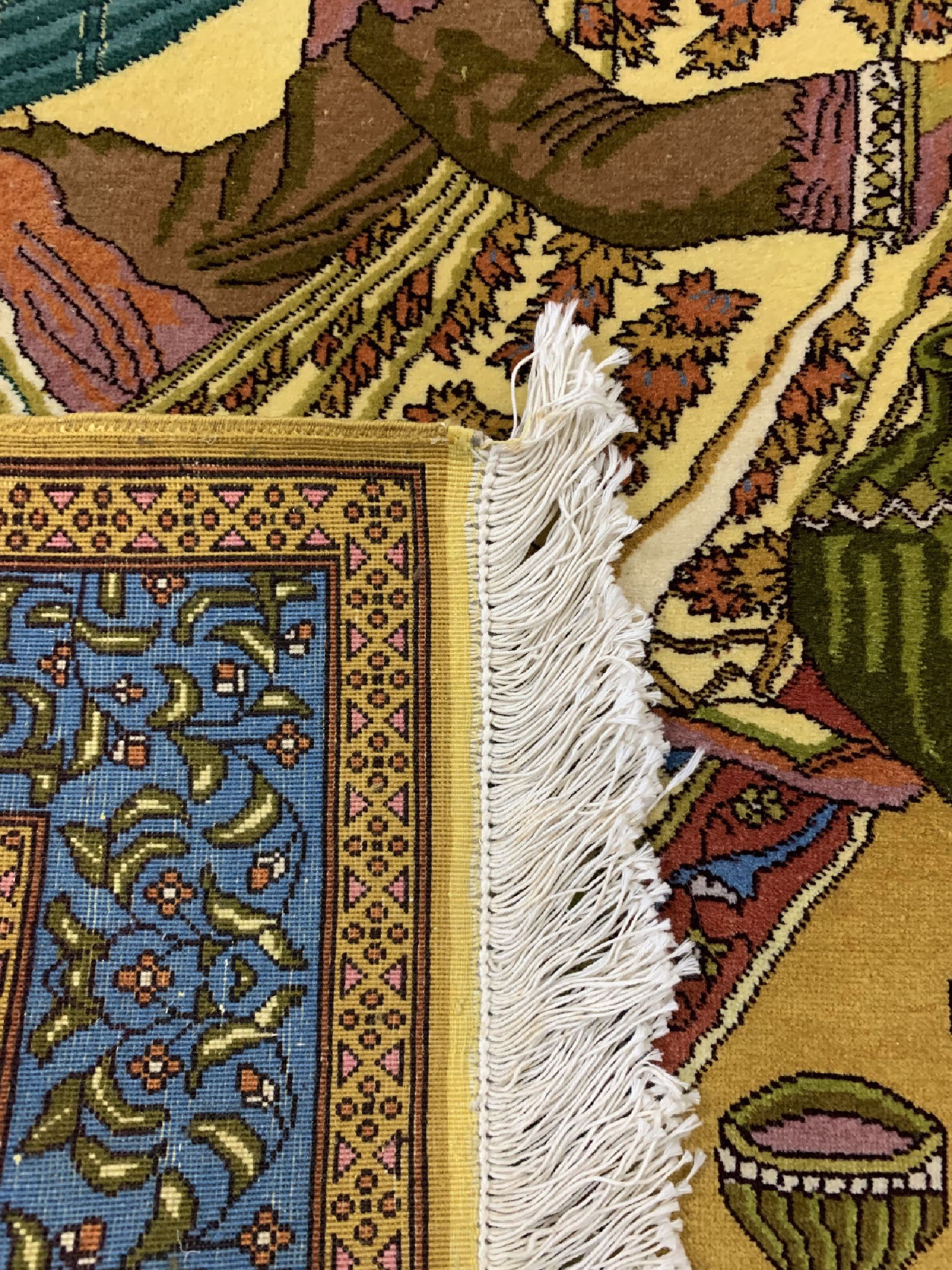 Detail d: Täbriz fein (50 Raj), Persien, ca. 50 Jahre, Korkwolle, ca. 147 x 102 cm, EHZ: 2, kleiner Fleck, Mottenfraß am Rand