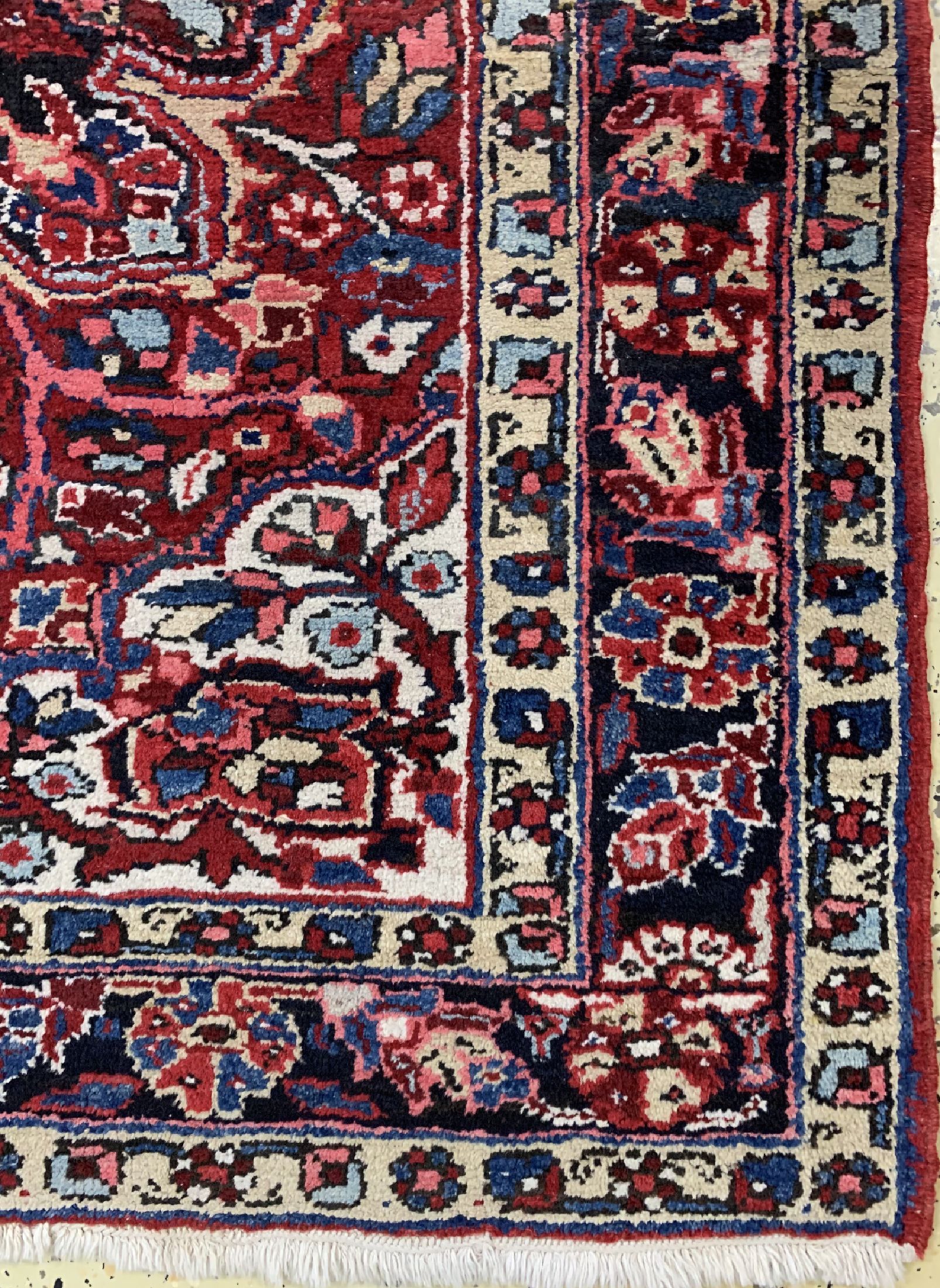 Detail a: Heriz alt, Persien, um 1960, Wolle auf Baumwolle, ca. 145 x 120 cm, EHZ: 2