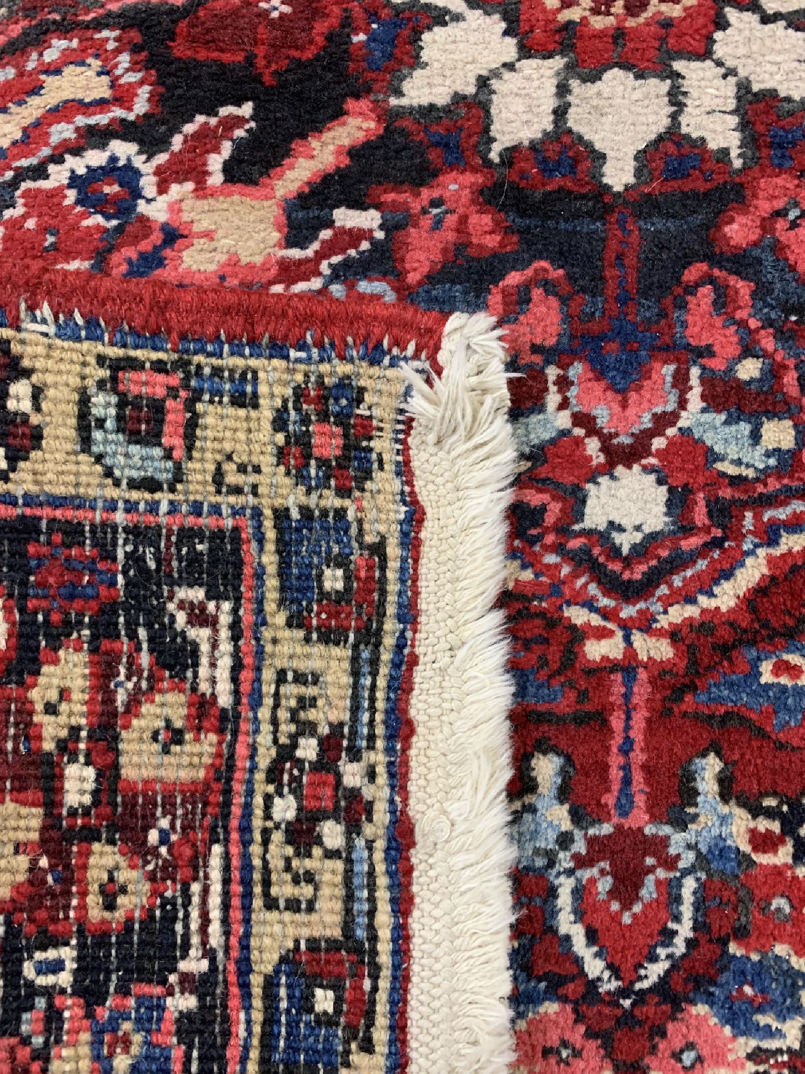 Detail d: Heriz alt, Persien, um 1960, Wolle auf Baumwolle, ca. 145 x 120 cm, EHZ: 2
