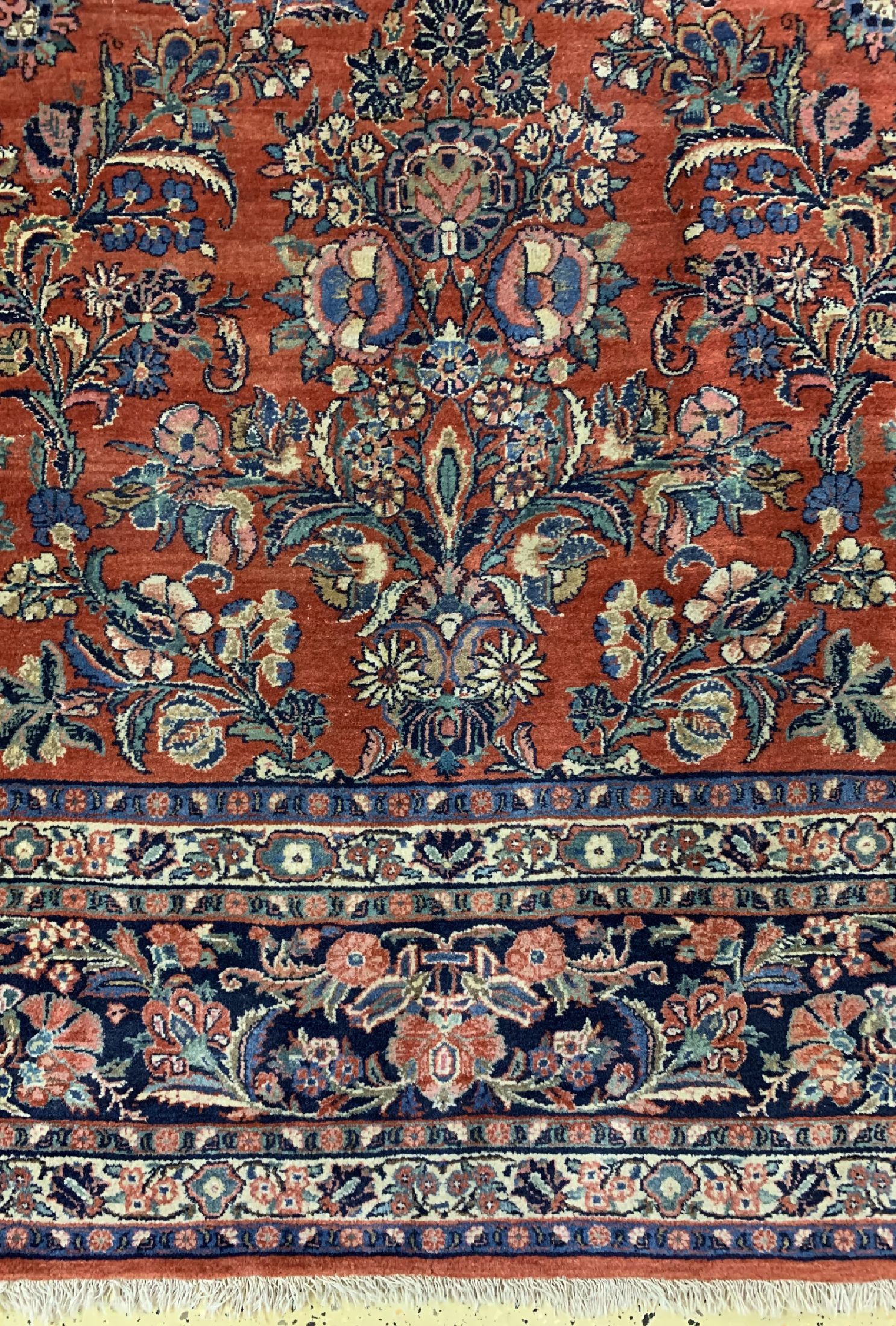 Detail b: Sarogh alt, Persien, um 1950, Wolle auf Baumwolle, ca. 390 x 273 cm, EHZ: 2, Reinigungsbedürftig
