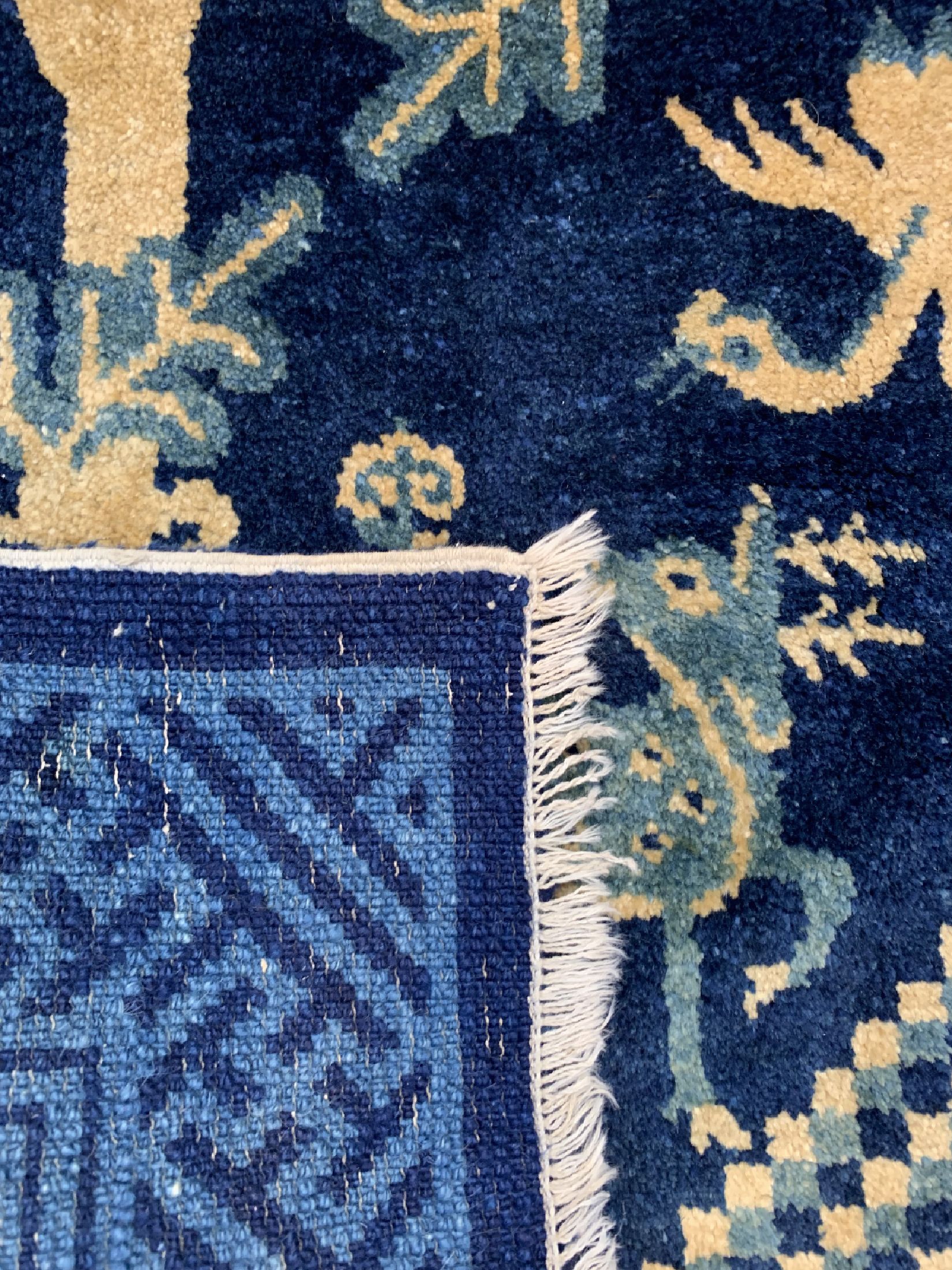 Detail c: 2 Lots antiker Pao Tow, China, um 1900, Wolle auf Baumwolle, ca. 133 x 66 cm, Mottenfraß, EHZ: 2(gereinigt).