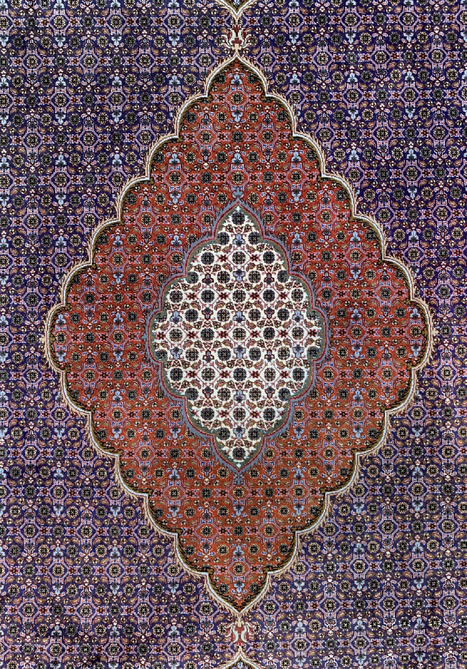 Detail c: Täbriz fein(50 Raj), Persien, um 1960, Korkwolle mit Seide, ca. 300 x 203 cm, gereinigt, EHZ: 1-2