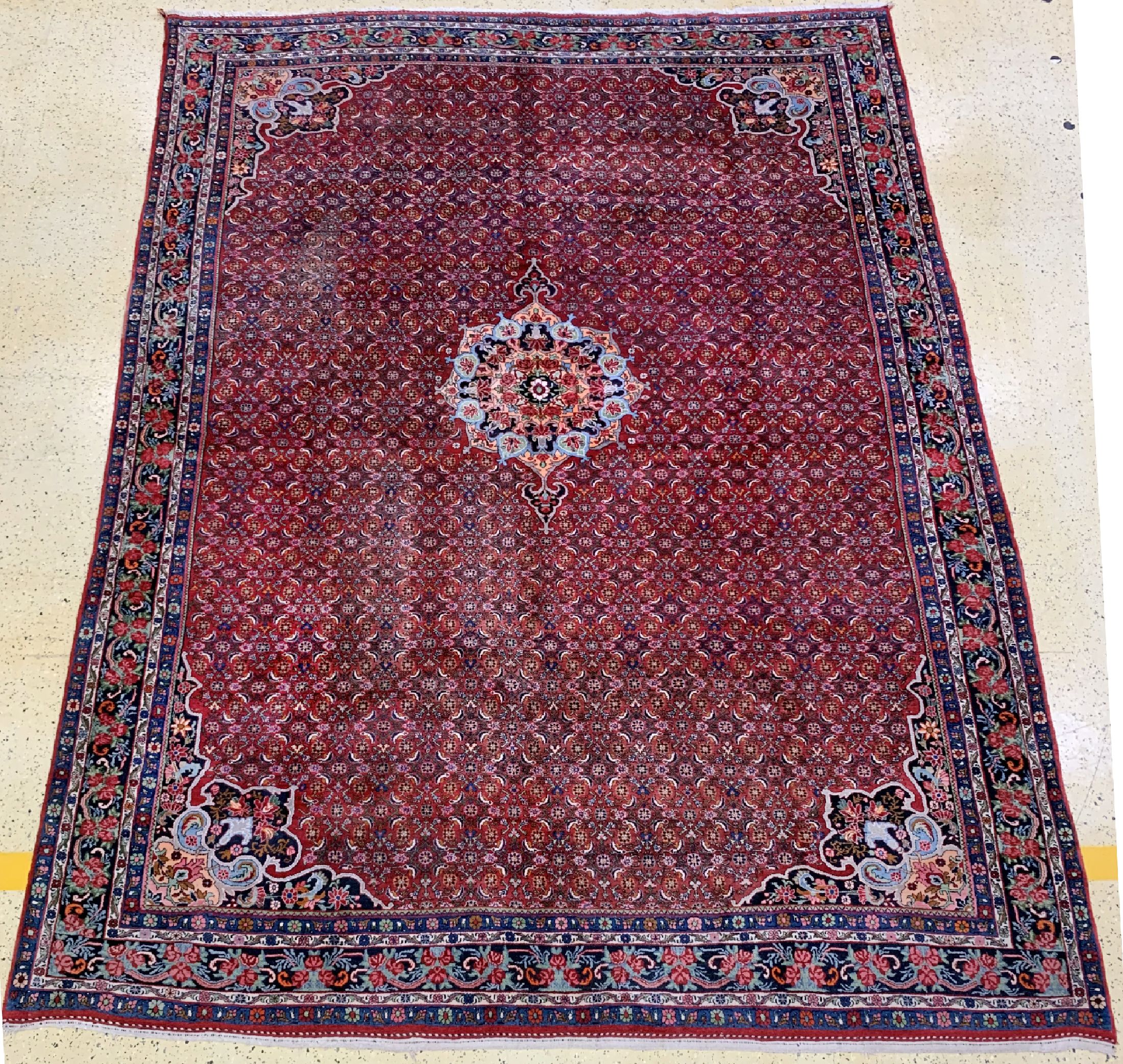 Bidjar alt, Persien, um 1960, Wolle auf Baumwolle, ca. 433 x 324 cm, verblasst, EHZ: 2