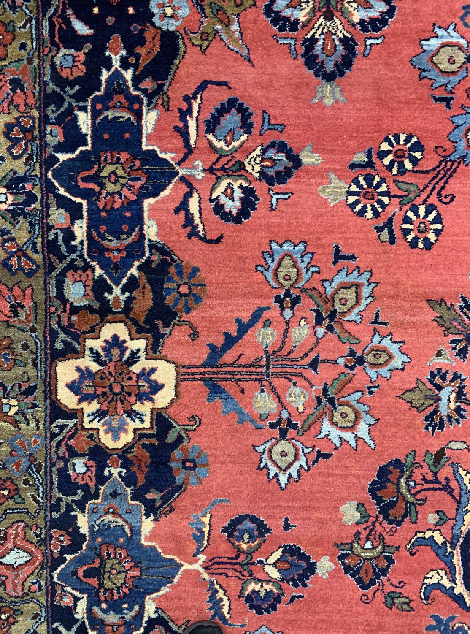 Detail e: Lilian alt, Persien, um 1940, Wolle auf Baumwolle, ca. 567 x 267 cm, EHZ: 2
