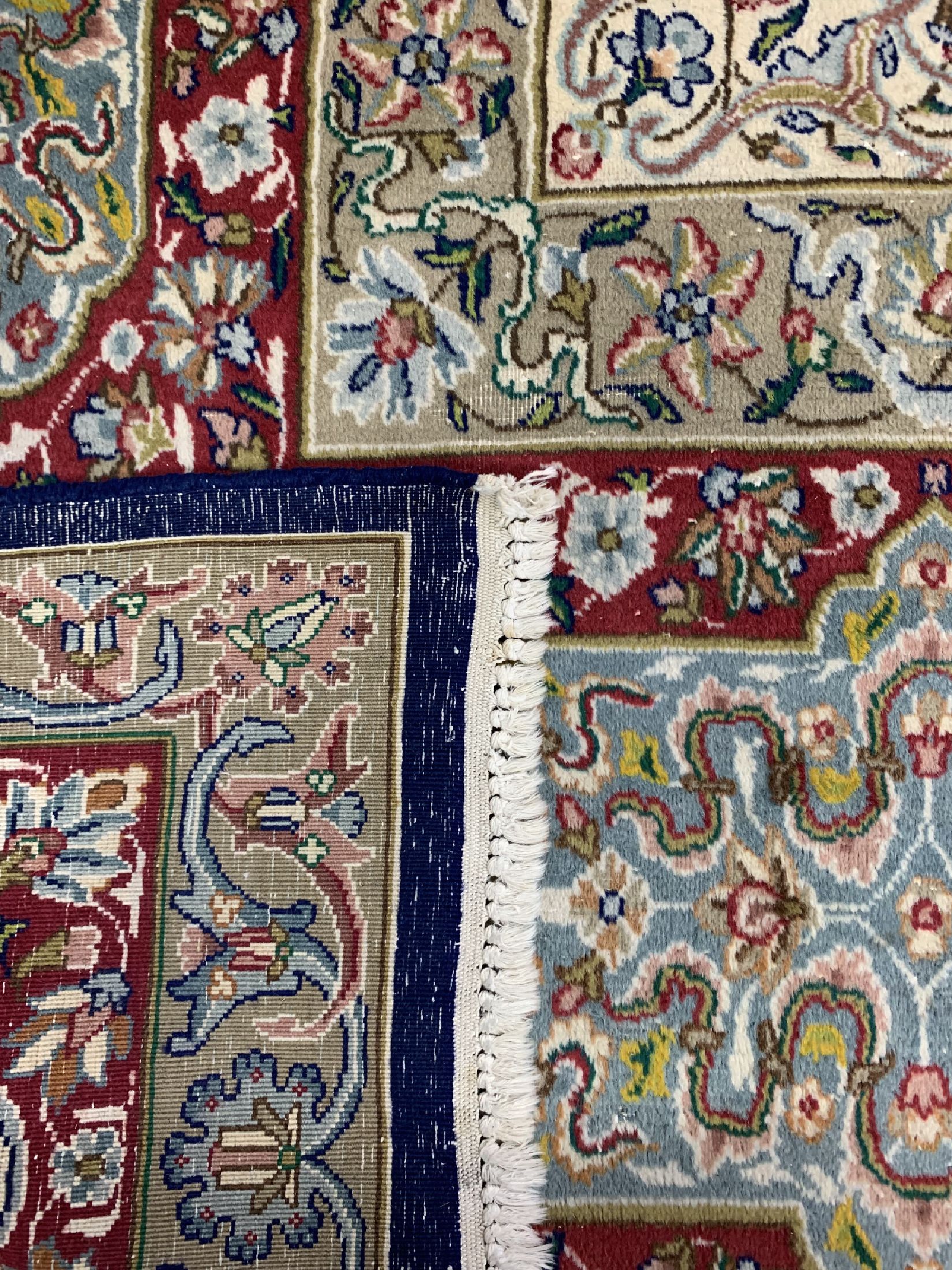 Detail e: Kerman "Sheikh Safi Muster", Persien, um 1960, Wolle auf Baumwolle, ca. 460 x 345 cm, EHZ: 3