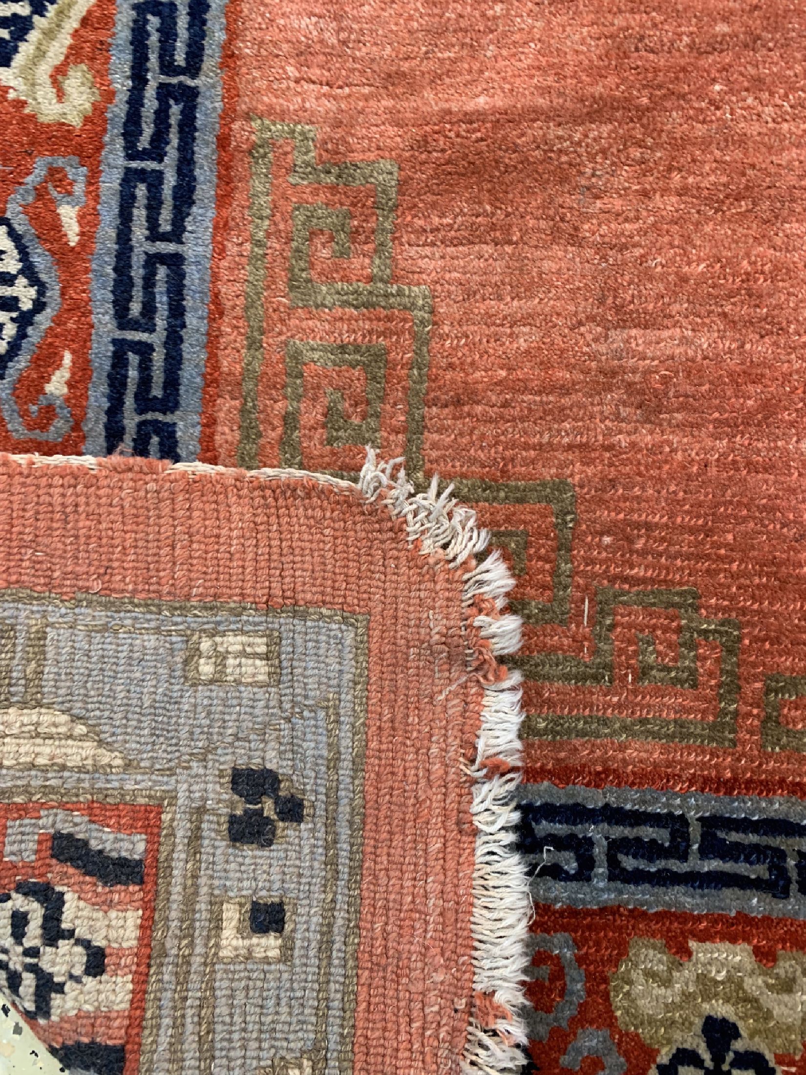 Detail d: Mogolischer Teppich, Mongolei, um 1930, Wolle auf Baumwolle, ca. 295 x 200 cm, EHZ: 3