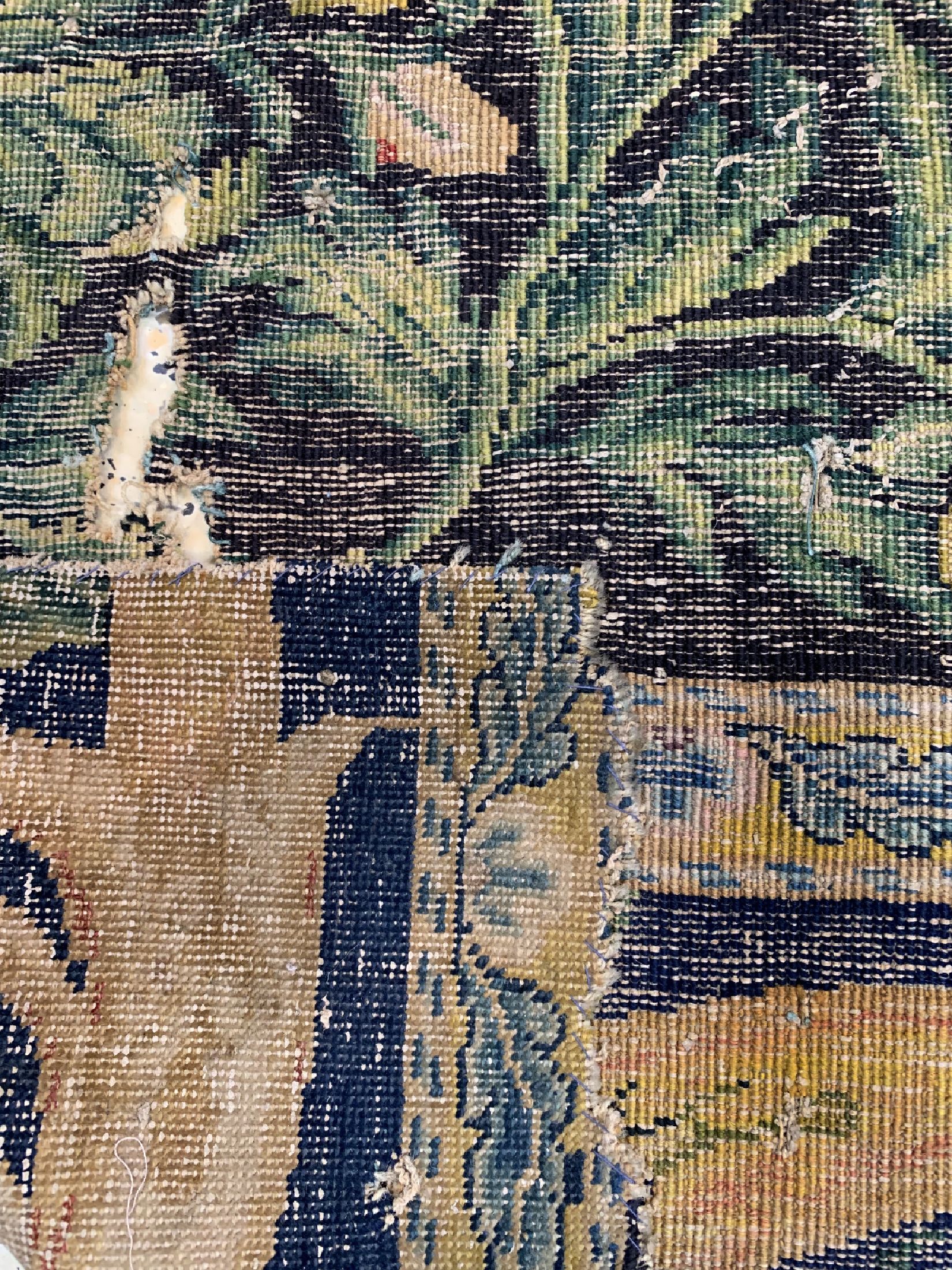 Detail d: Früher Louis Carpet Fragment, Frankreich, 17.Jhd, Wolle auf Baumwolle, ca. 195 x 155 cm,EHZ: 4