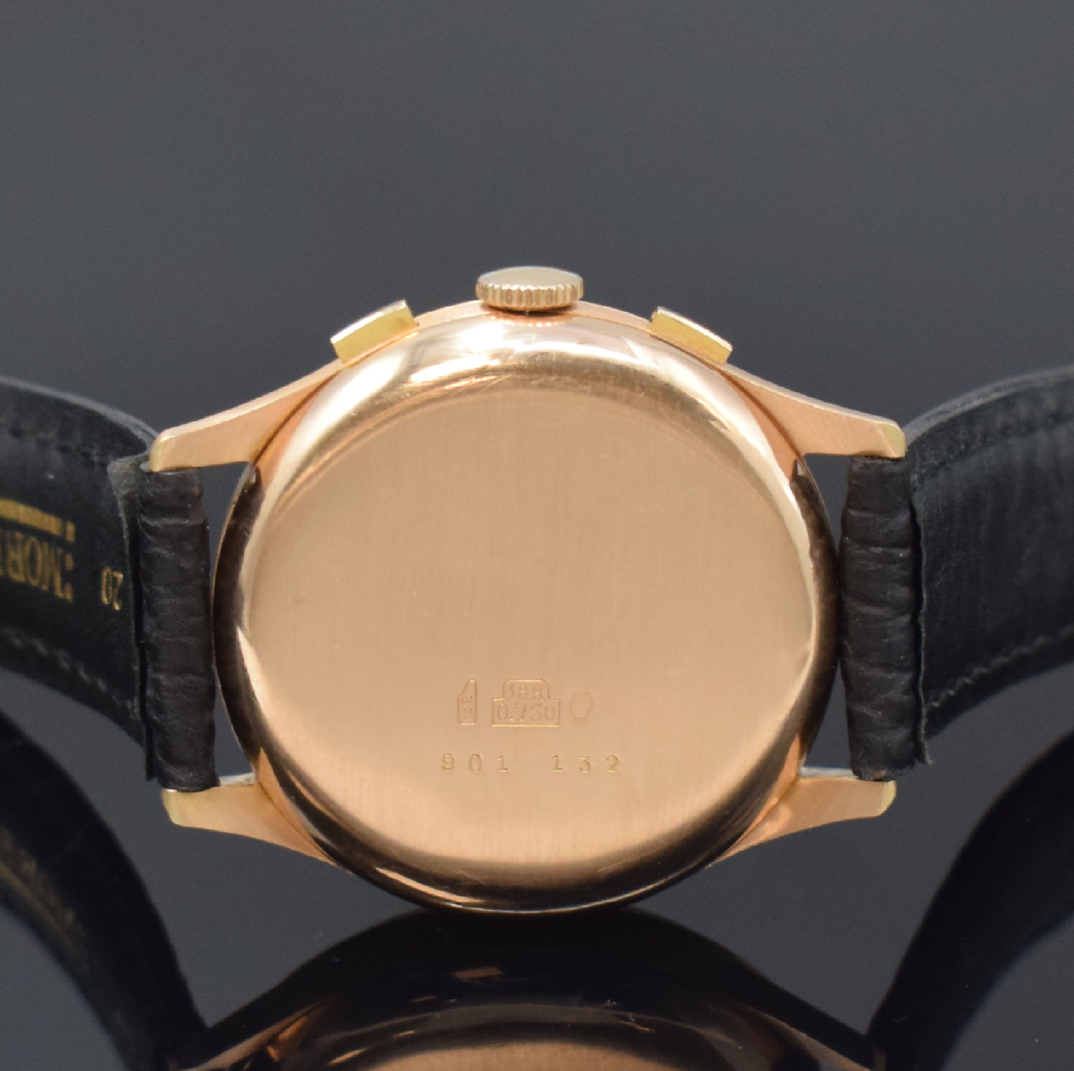 Detail d: OLYMPIC / CHRONOGRAPHE SUISSE Herrenchronograph in RG 750/000, Schweiz um 1960, Handaufzug, Geh. dell., Boden aufgedr., goldfarb. Zifferbl. m. gold. ...