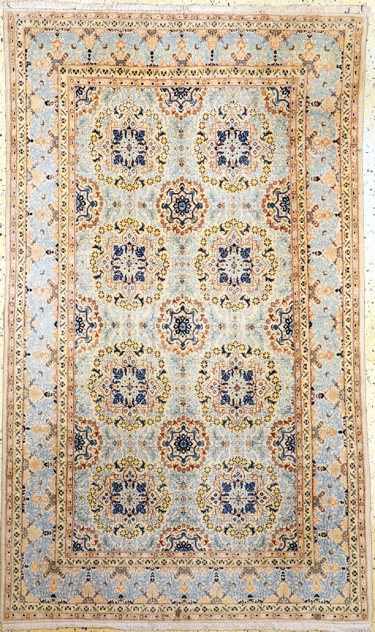 Keschan alt, Persien, um 1960, Wolle auf Baumwolle, ca. 222 x 136 cm, Reinigungsbedürftig, EHZ: 1-2