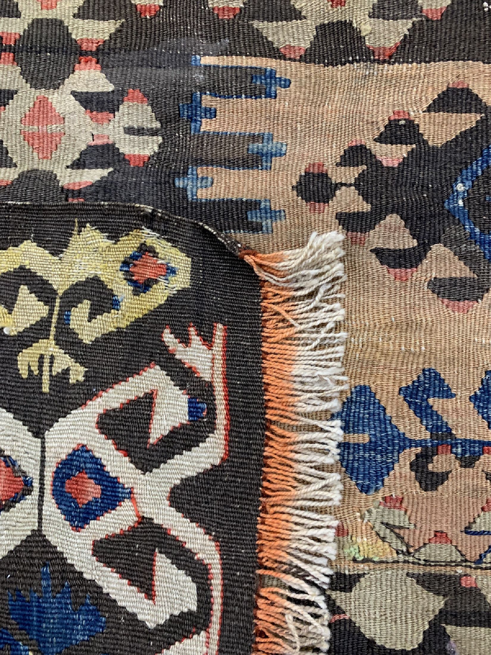 Detail f: Konya Kelim antik, Türkei, 19.Jhd, Wolle auf Wolle, ca. 340 x 178 cm, EHZ: 2(paar kleine Restaurierungen).