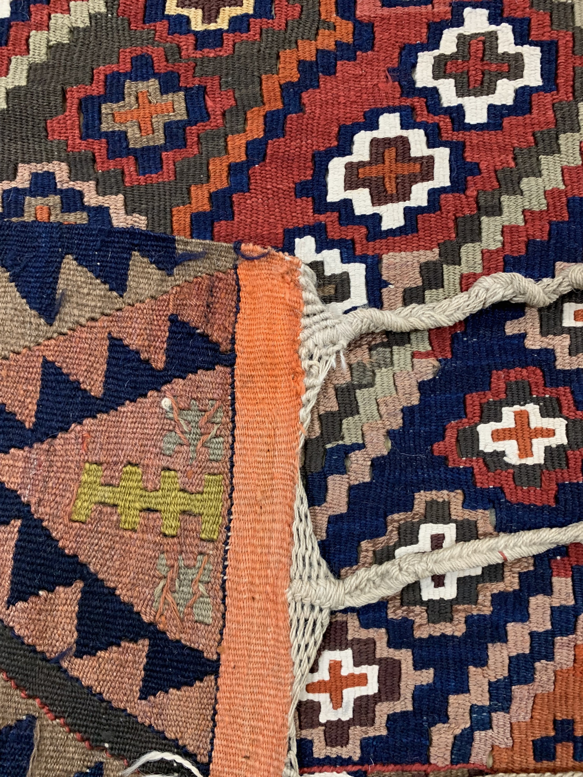 Detail e: Anatol Kelim alt, Türkei, um 1930, Wolle auf Wolle, ca. 395 x 152 cm, EHZ: 2