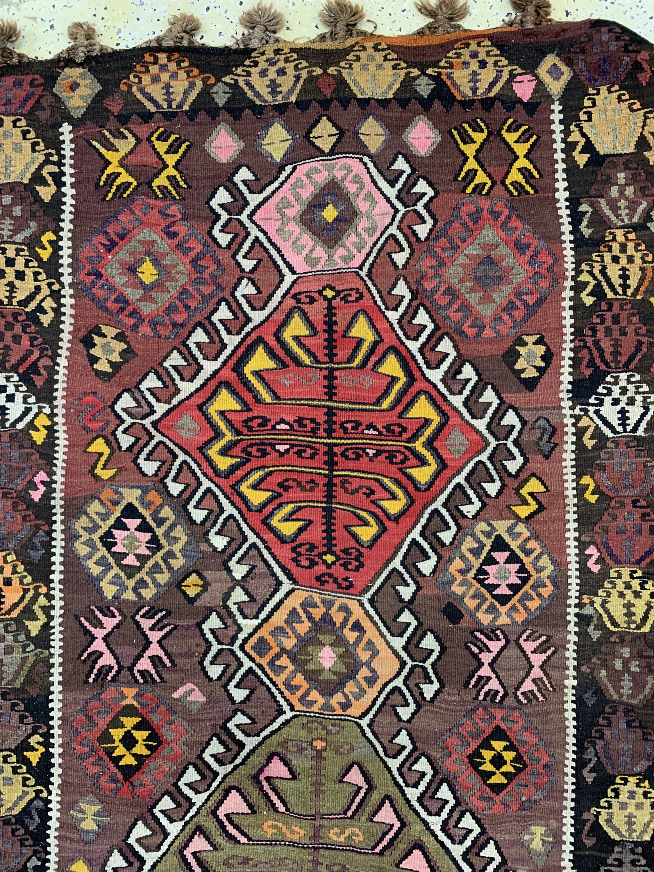 Detail b: Anatol Kelim, Türkei, um 1950, Wolle auf Wolle, ca. 270 x 120 cm, EHZ: 2