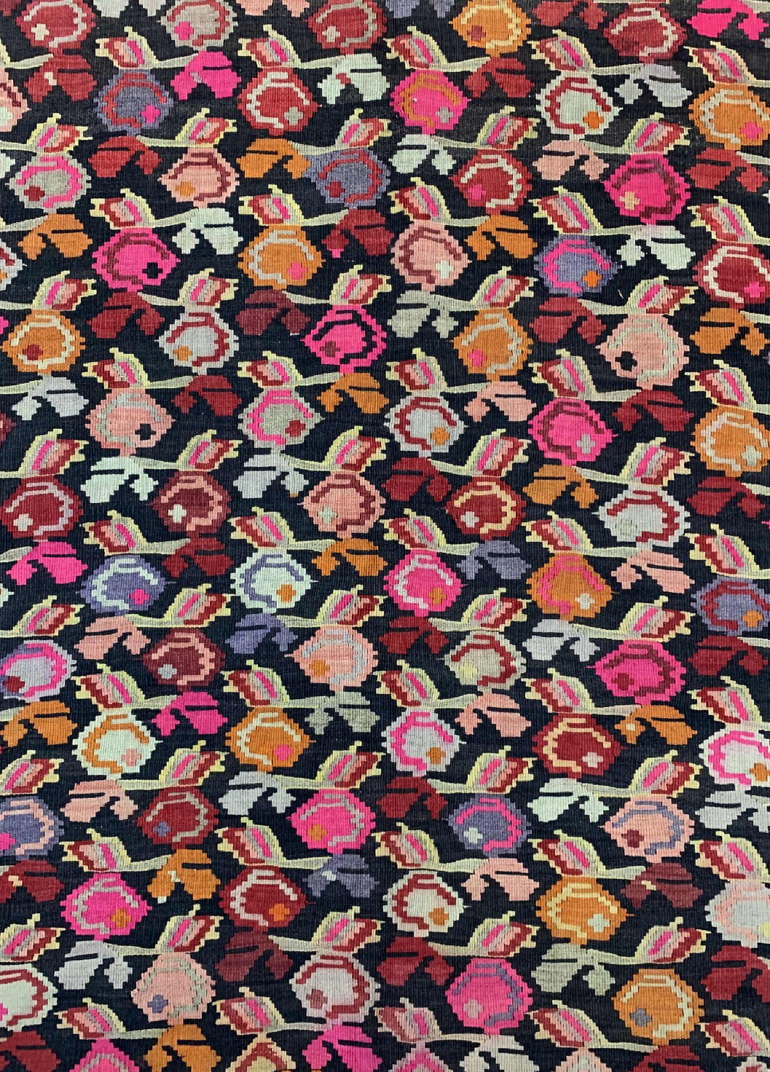 Detail b: Karabagh Kelim antik, Kaukasus, um 1900, Wolle auf Wolle, ca. 394 x 200 cm, EHZ: 2