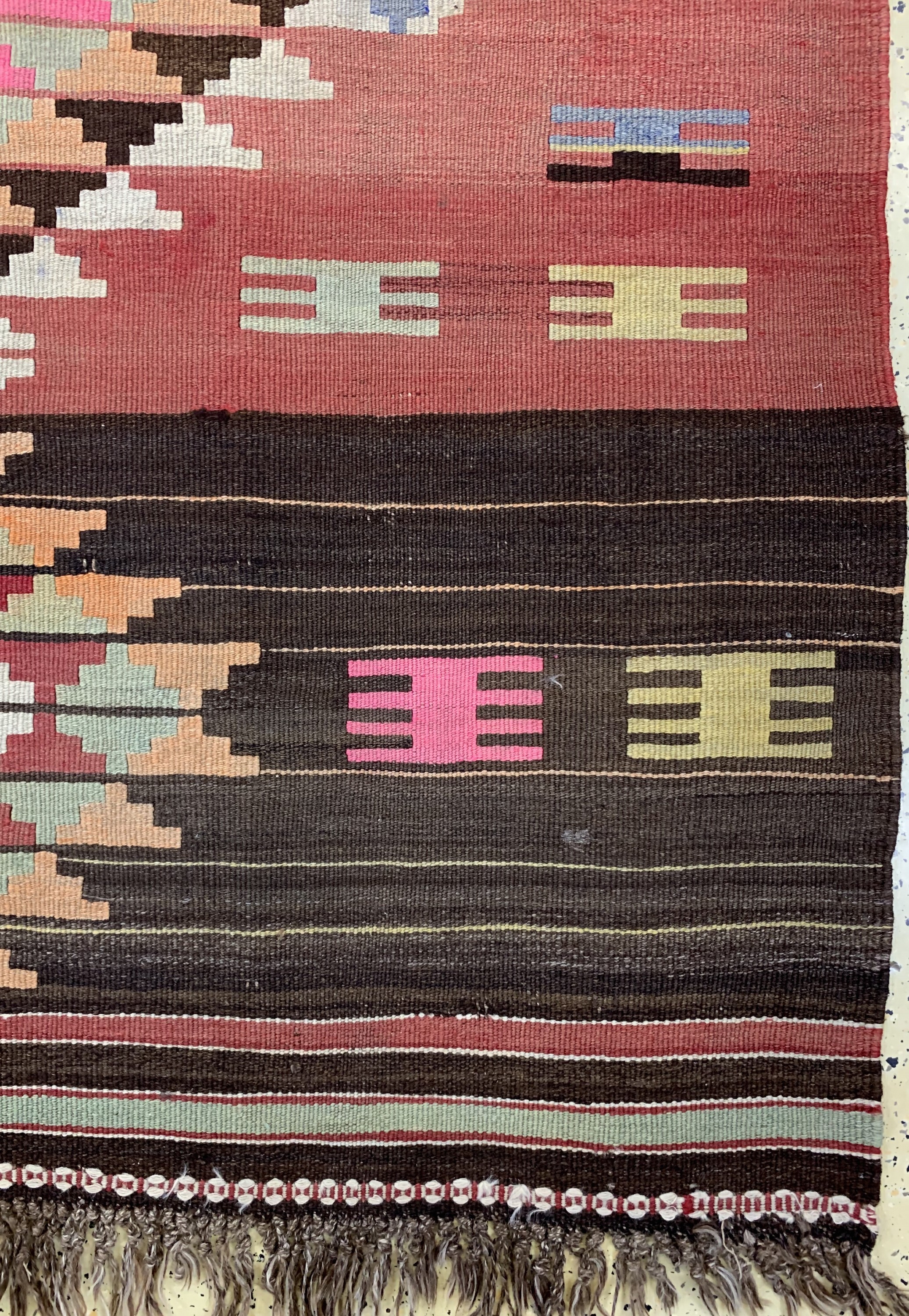 Detail a: Anatol Kelim alt, Türkei, um 1930, Wolle auf Wolle, ca. 222 x 156 cm, Reinigungsbedürftig, EHZ: 2