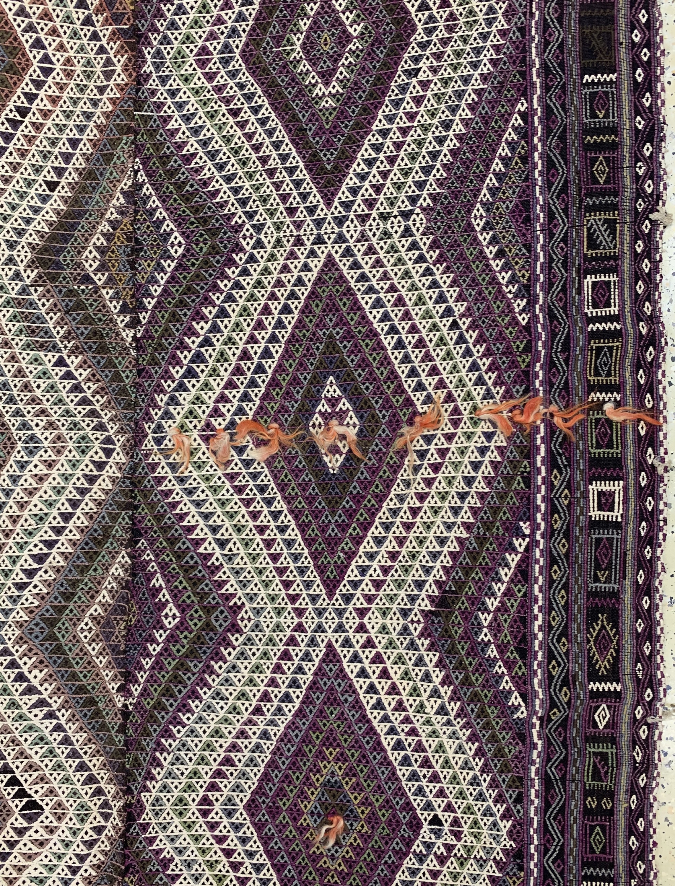 Detail b: Malatya Cicim(2 Bahnig), Türkei, um 1930, Wolle auf Wolle, ca. 296 x 145 cm, EHZ: 2