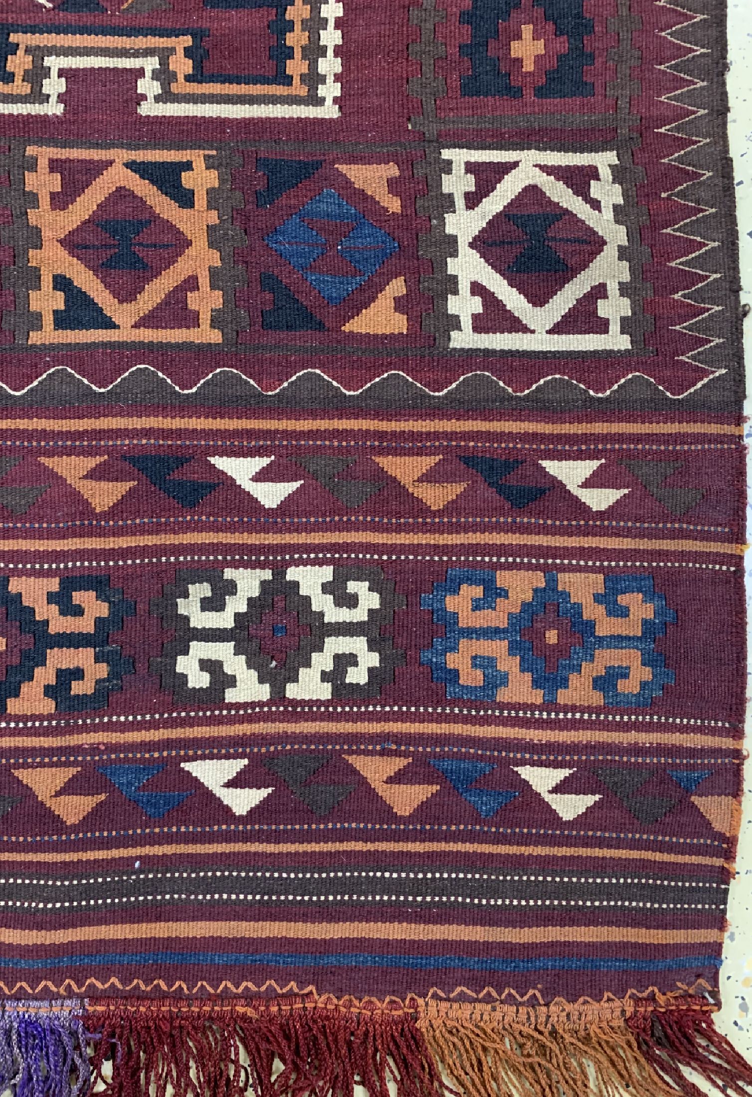Detail a: Anatol Kelim alt, Türkei, um 1920/1930, Wolle auf Wolle, ca. 343 x 137 cm, EHZ: 2