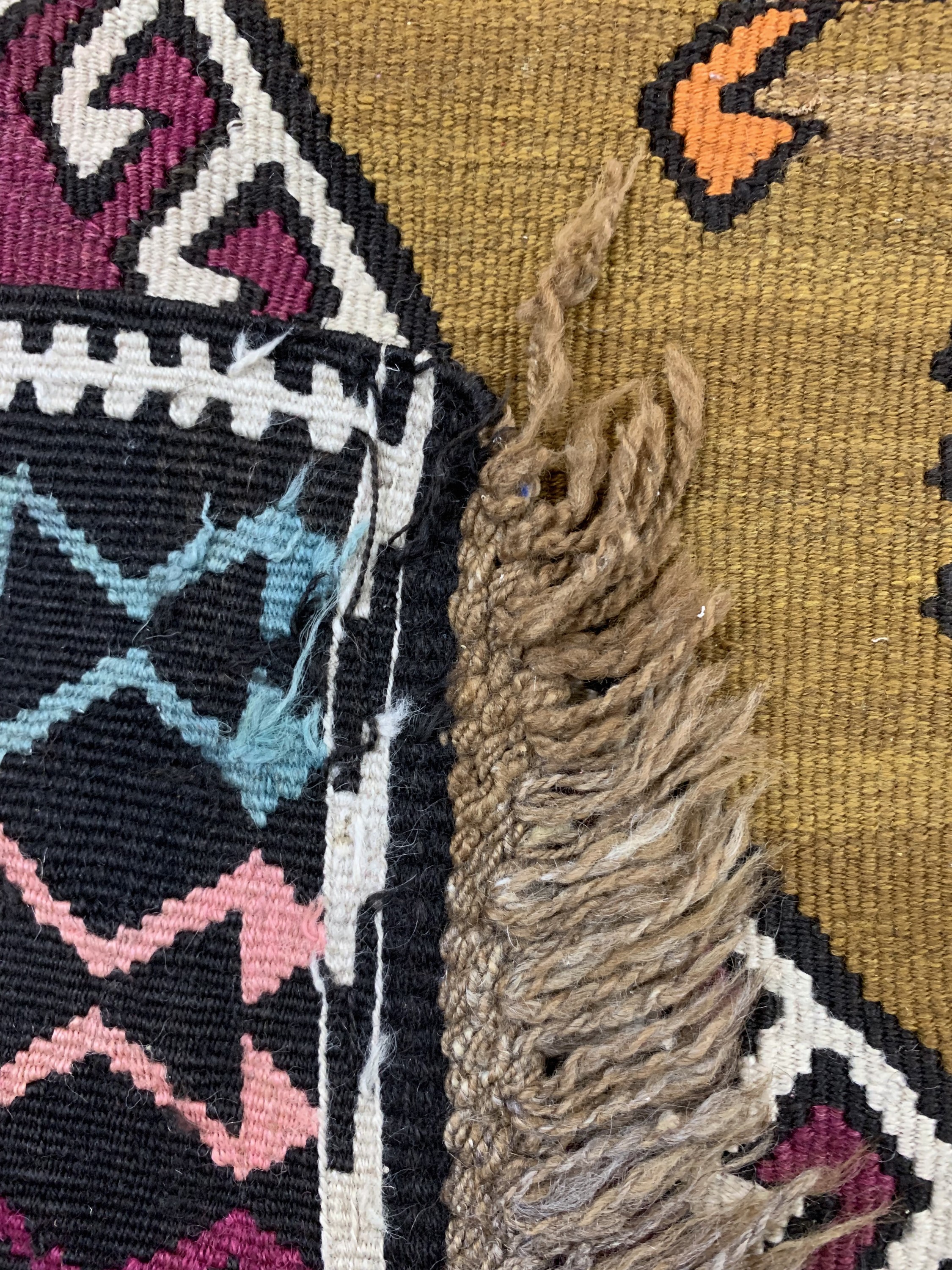 Detail d: Anatol Kelim alt, Türkei, um 1950, Wolle auf Wolle, ca. 420 x 130 cm, EHZ: 2