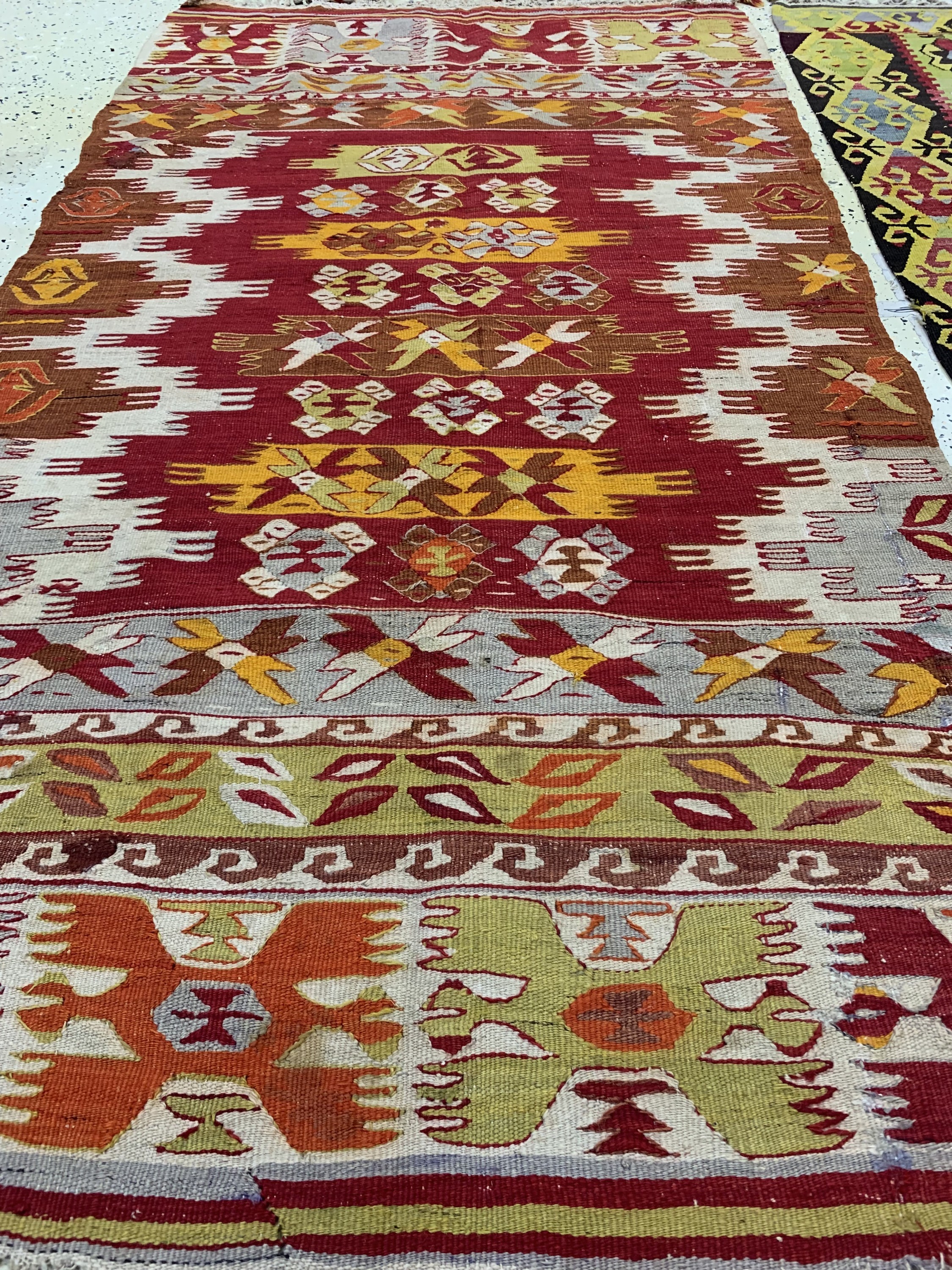 Detail b: 2 Lots Anatol Kelim, Türkei, um 1950, Wolleauf Wolle, ca. 193 x 112 cm, EHZ: 2
