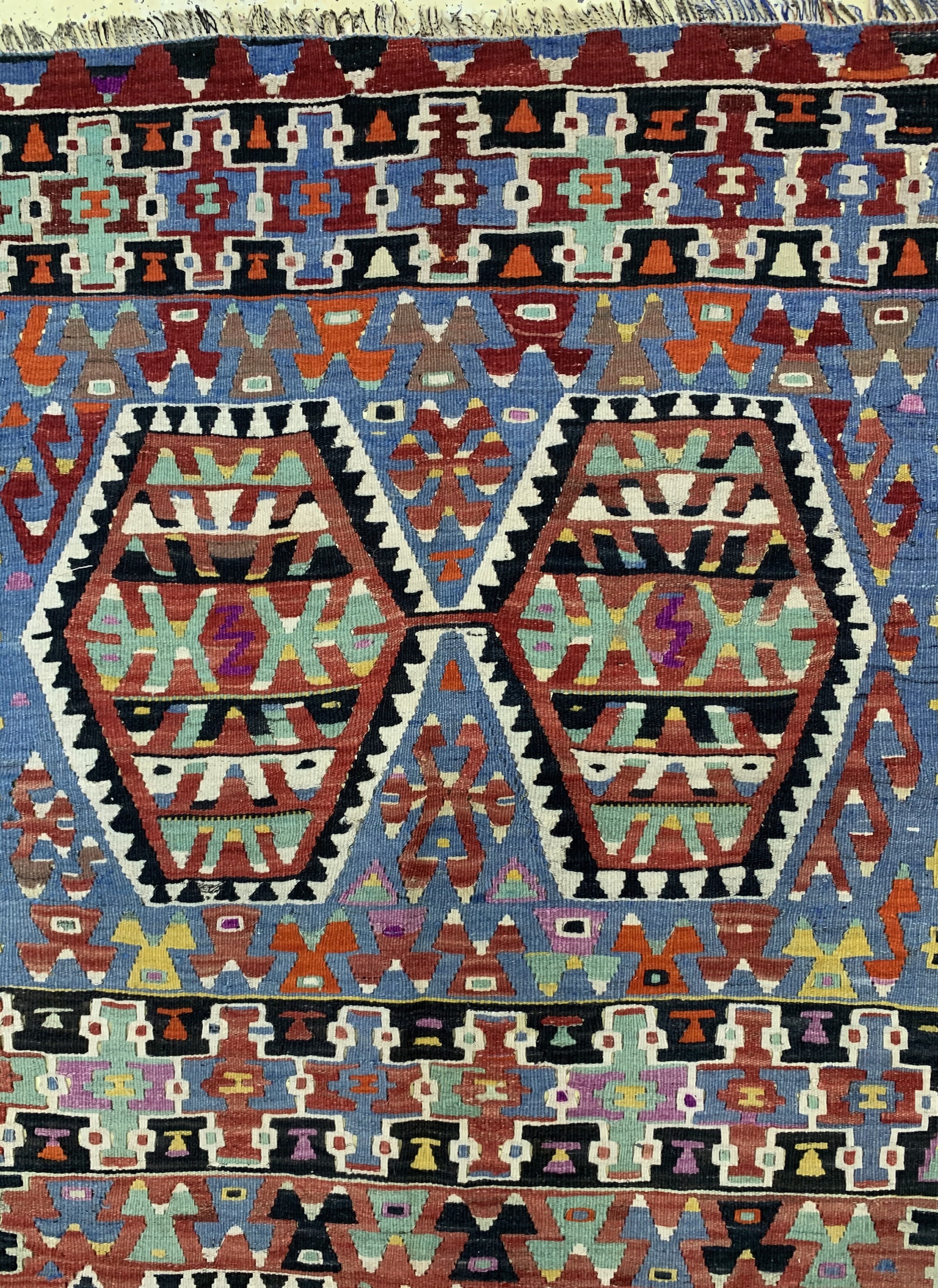 Detail c: Anatol Kelim alt, Türkei, um 1940/1950, Wolle auf Wolle, ca. 305 x 170 cm, EHZ: 2 (kleine Reparaturen)