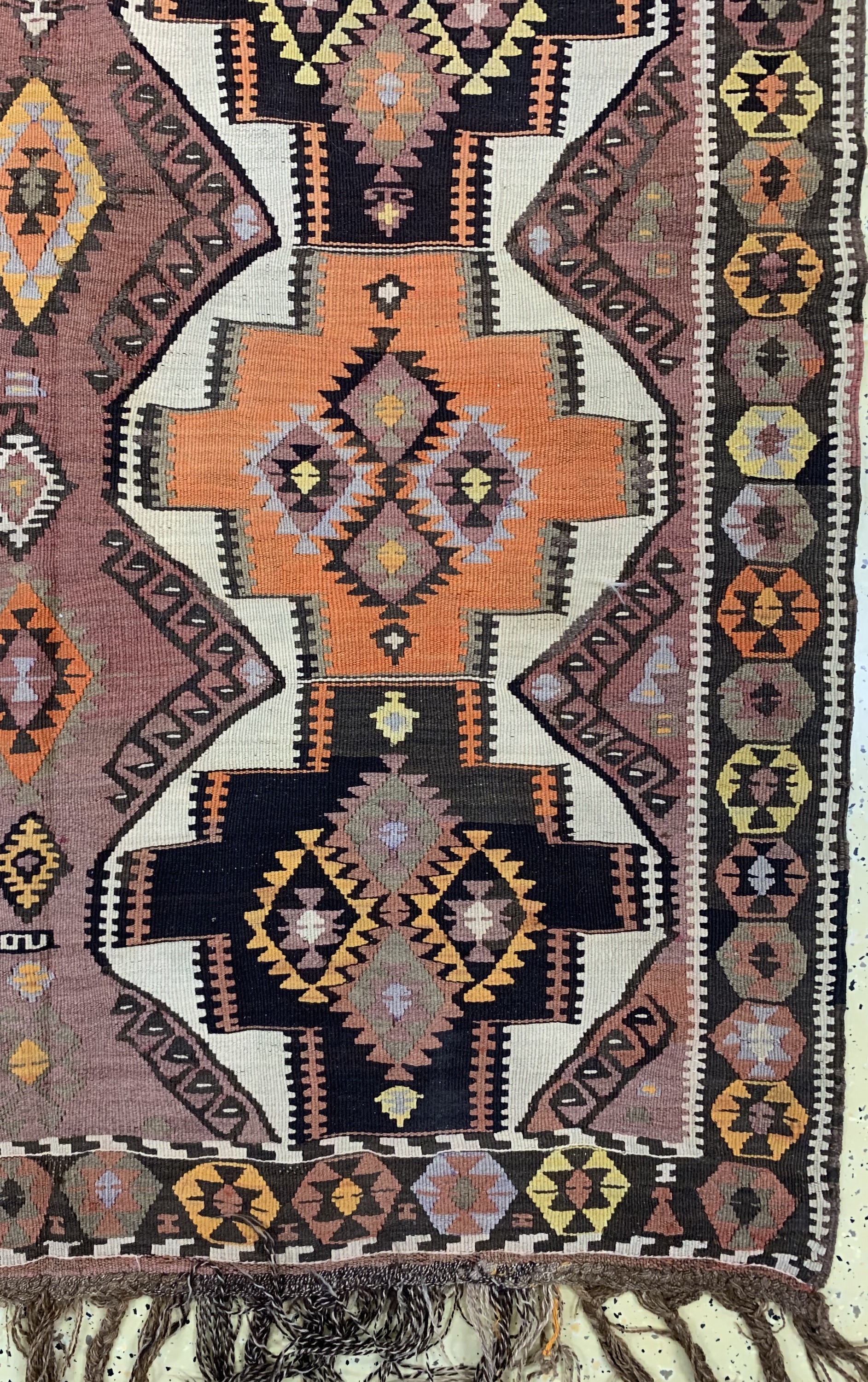 Detail a: Kars Kelim alt, Türkei, um 1940/1950, Wolleauf Wolle, ca. 350 x 127 cm, EHZ: 2