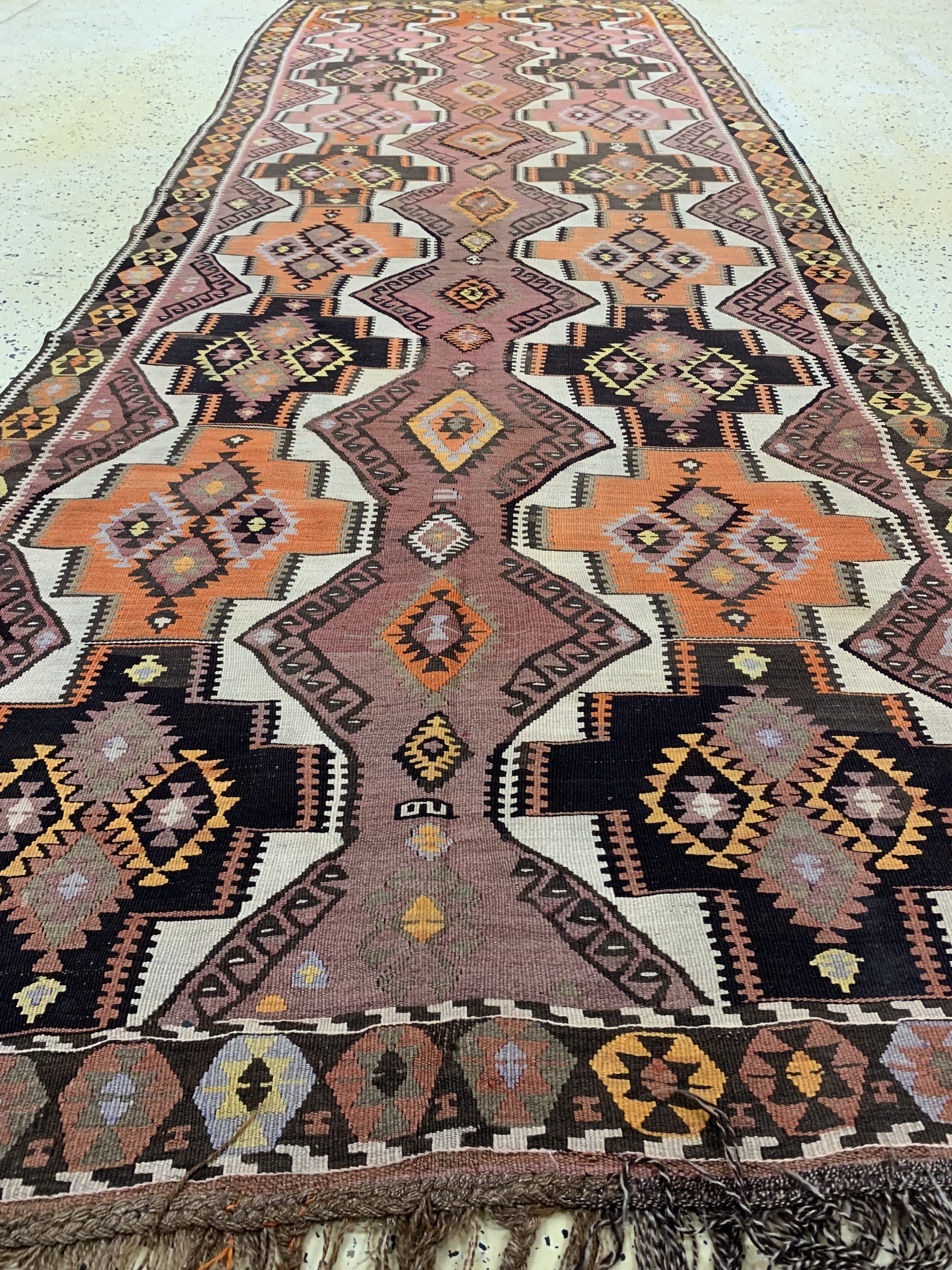 Detail d: Kars Kelim alt, Türkei, um 1940/1950, Wolleauf Wolle, ca. 350 x 127 cm, EHZ: 2