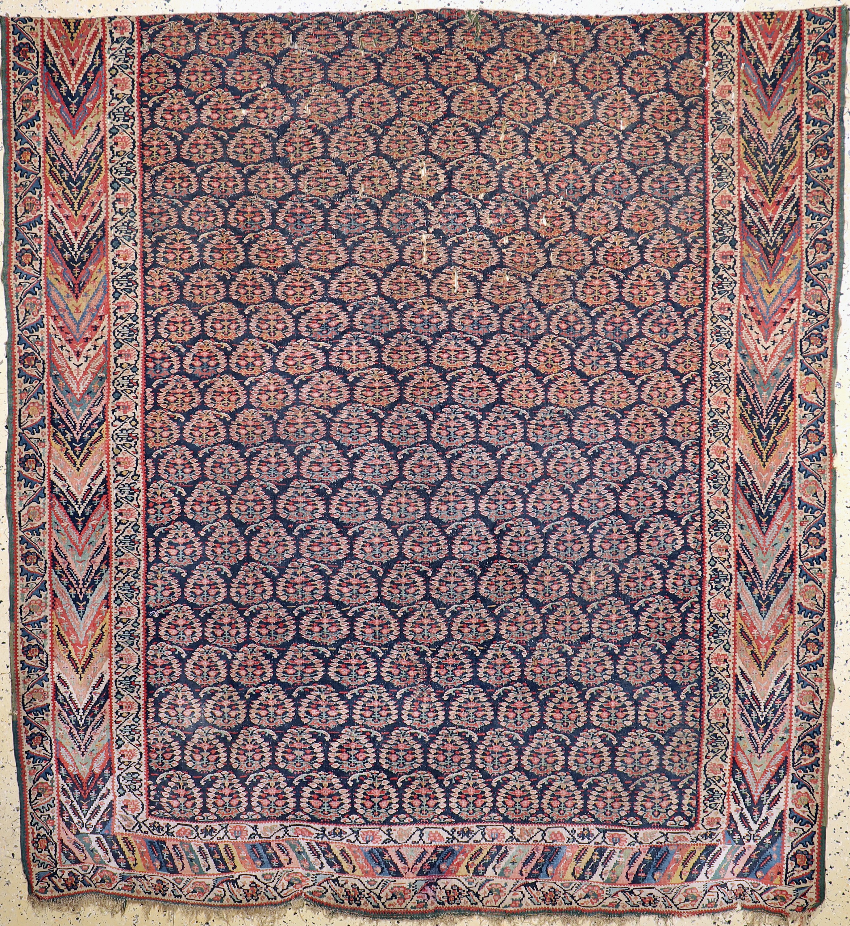 Antiker Senneh Kelim Fragment, Persien, Anfang 19.Jhd, Wolle auf Wolle, ca. 225 x 206 cm, EHZ: 4