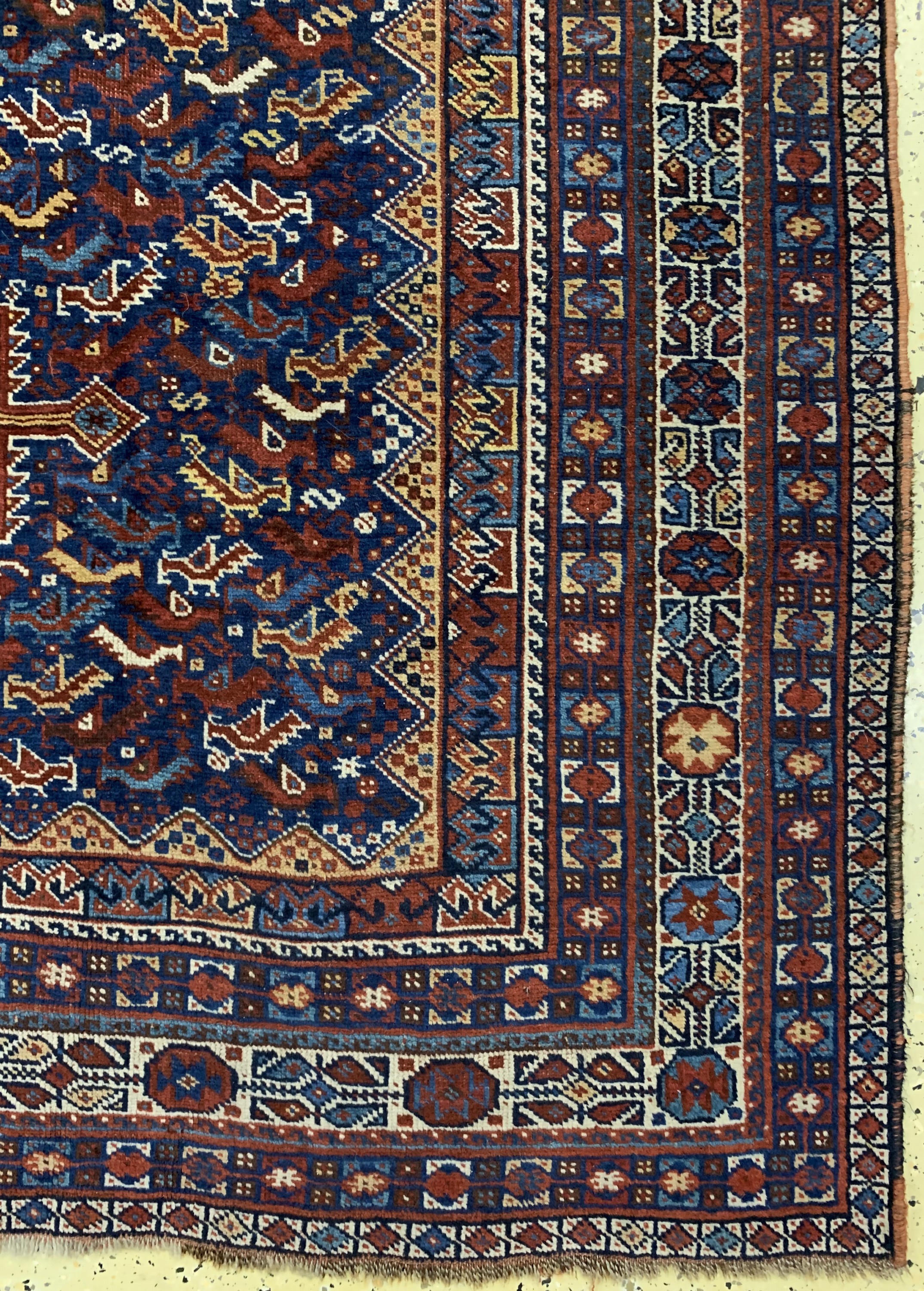 Detail a: Antiker Khamseh, Persien, um 1900, Wolle auf Wolle, ca. 280 x 190 cm, EHZ: 3(restaurierte Trittfalten).