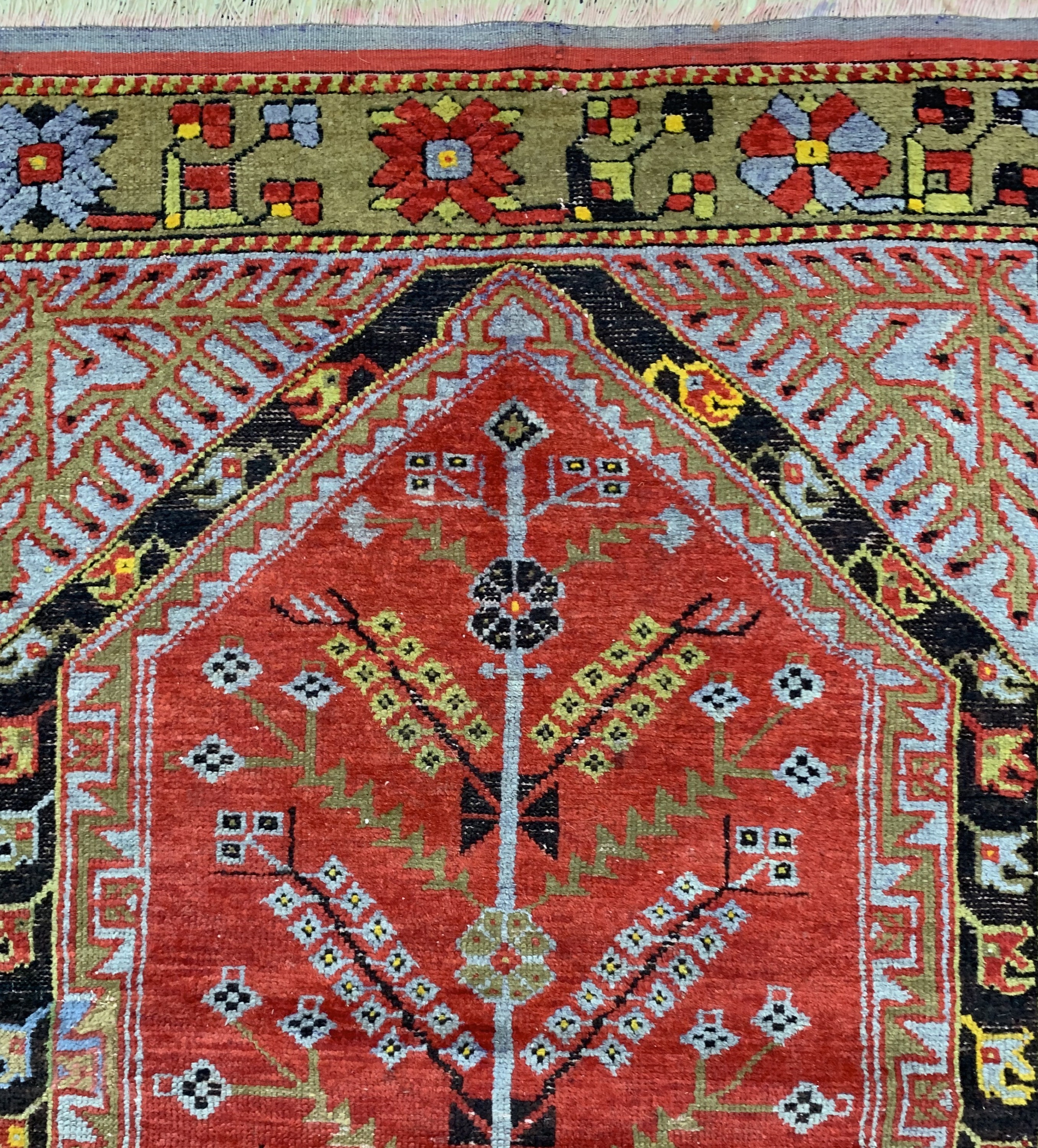 Detail c: Anatol alt, Türkei, um 1940, Wolle auf Baumwolle, ca. 150 x 103 cm, EHZ: 3(restauriert)