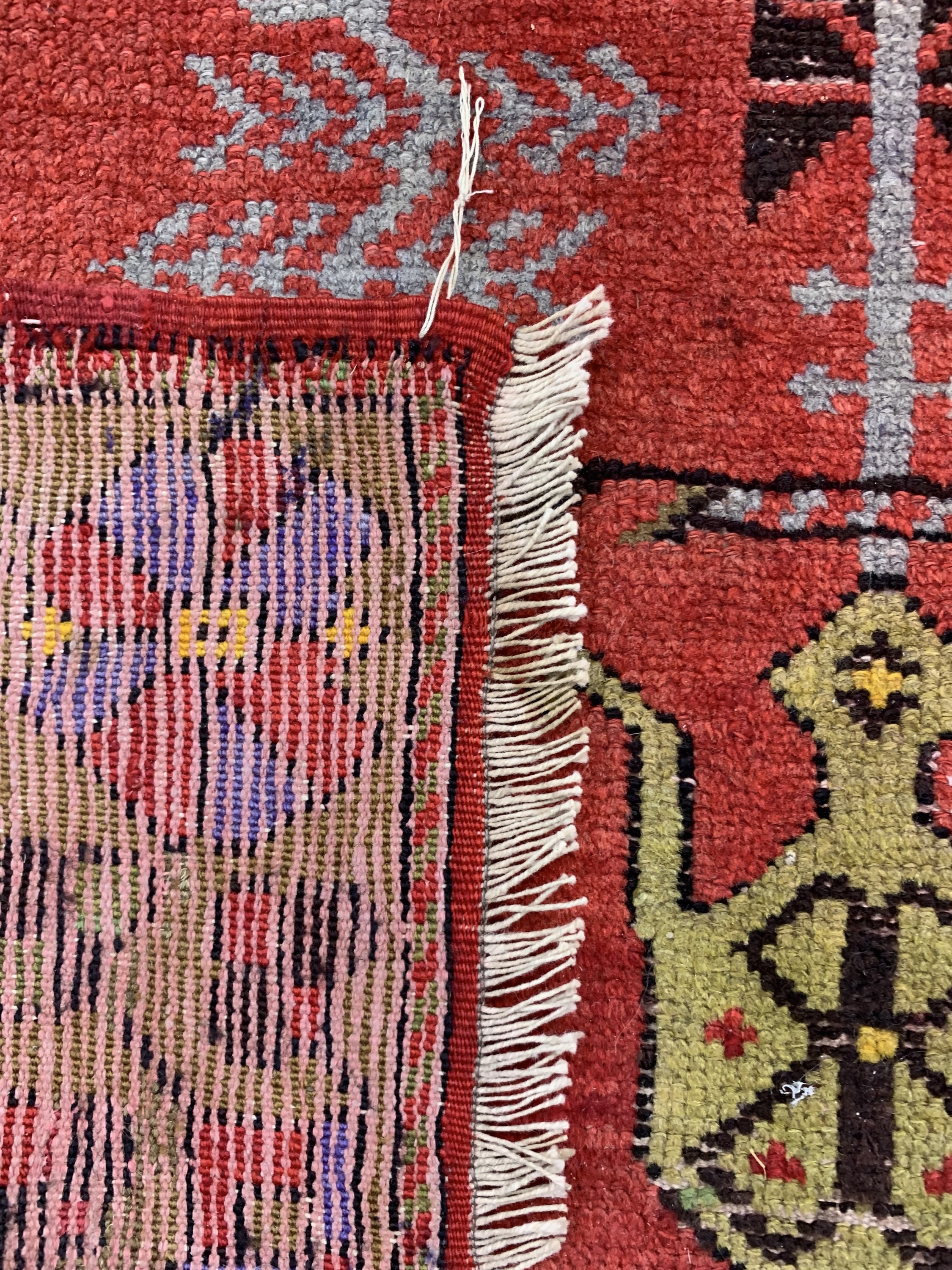 Detail e: Anatol alt, Türkei, um 1940, Wolle auf Baumwolle, ca. 150 x 103 cm, EHZ: 3(restauriert)