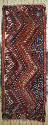 Image 26714550 - Anatol Kilim old, Turkey, around 1930, wool on wool, approx. 395 x 152 cm, condition: 2. Rugs, Carpets & Flatweaves