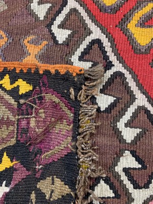 26714551e - Anatol Kilim, Turkey, around 1950, wool on wool, approx. 270 x 120 cm, condition: 2. Rugs, Carpets & Flatweaves