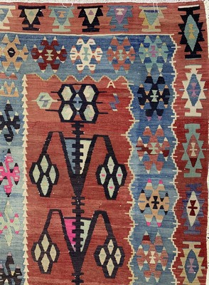 26714560c - Anatol Kilim old, Turkey, around 1920/1930, wool on cotton, approx. 408 x 195 cm, condition: 2. Rugs, Carpets & Flatweaves