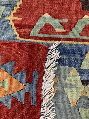 26714560e - Anatol Kilim old, Turkey, around 1920/1930, wool on cotton, approx. 408 x 195 cm, condition: 2. Rugs, Carpets & Flatweaves