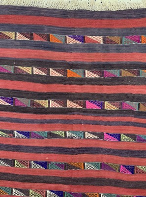 26714569b - Anatol Kilim old, Turkey, around 1950, wool on wool, approx. 130 x 143 cm, condition: 2. Rugs, Carpets & Flatweaves