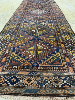 26714590c - Shahsawan antique, Persia, around 1900, wool on cotton, approx. 290 x 105 cm, condition: 4.Rugs, Carpets & Flatweaves