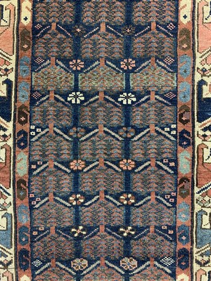 26714592c - Kazak old, Caucasus, around 1920/1930, wool on wool, approx. 195 x 105 cm, condition: 2 (small restoration). Rugs, Carpets & Flatweaves